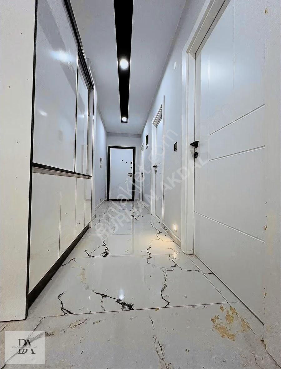 Demirel'de İskanlı Katta Geniş 3+1 Balkonlu Asansörlü Dolu Daire - Görsel 2
