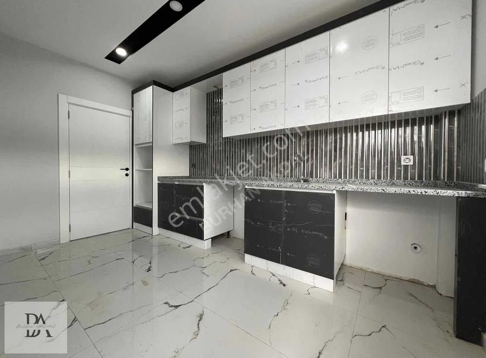 Demirel'de İskanlı Katta Geniş 3+1 Balkonlu Asansörlü Dolu Daire - Görsel 9