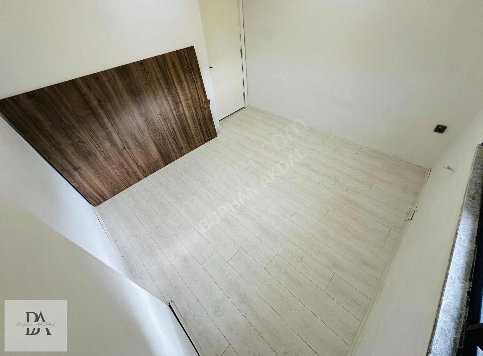 Demirel'de Merkezi Konum Her Şeyi Ayrı Ekstralı Dolu 2+1 Daire - Görsel 6