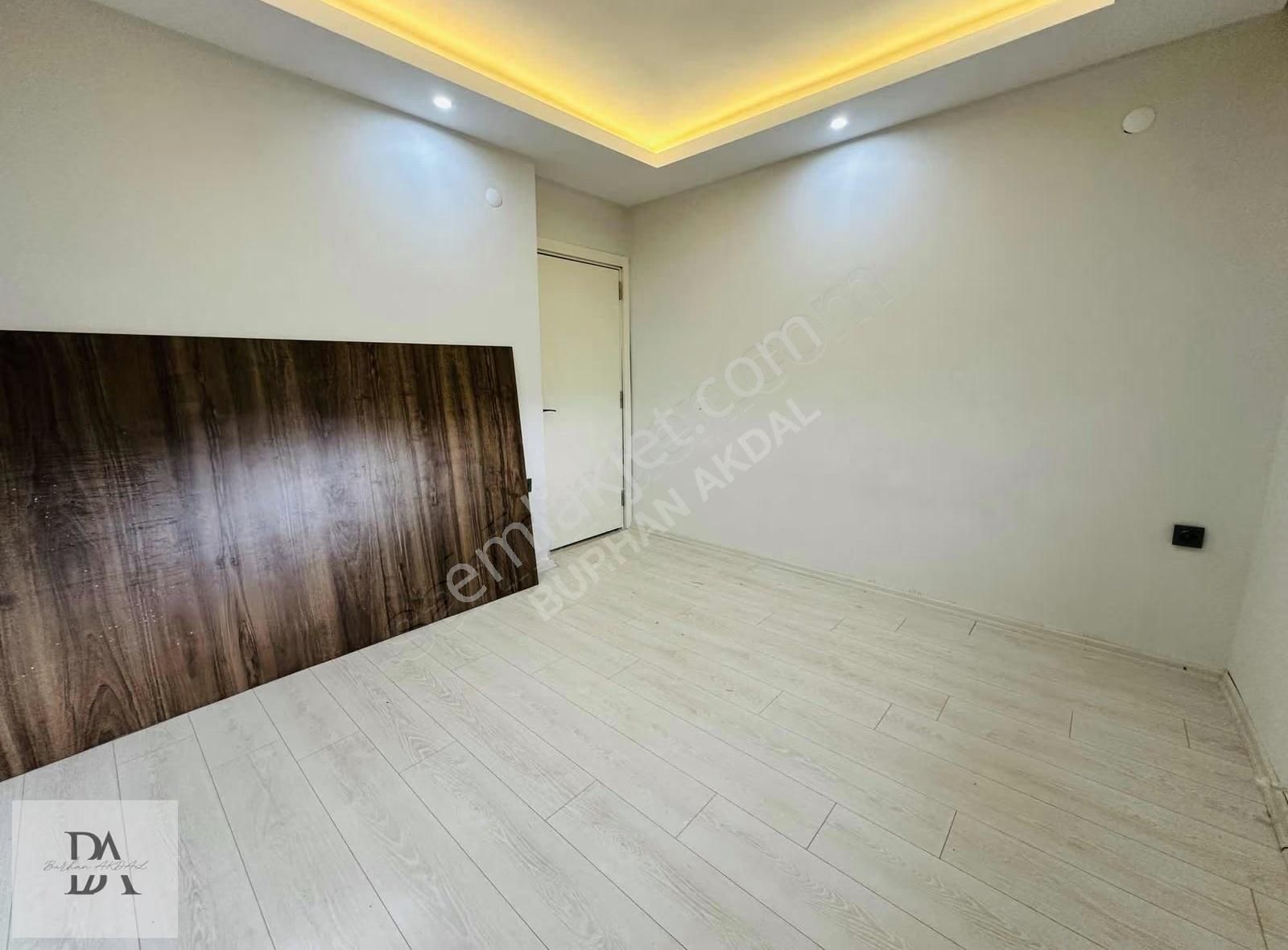 Demirel'de Merkezi Konum Her Şeyi Ayrı Ekstralı Dolu 2+1 Daire - Görsel 5