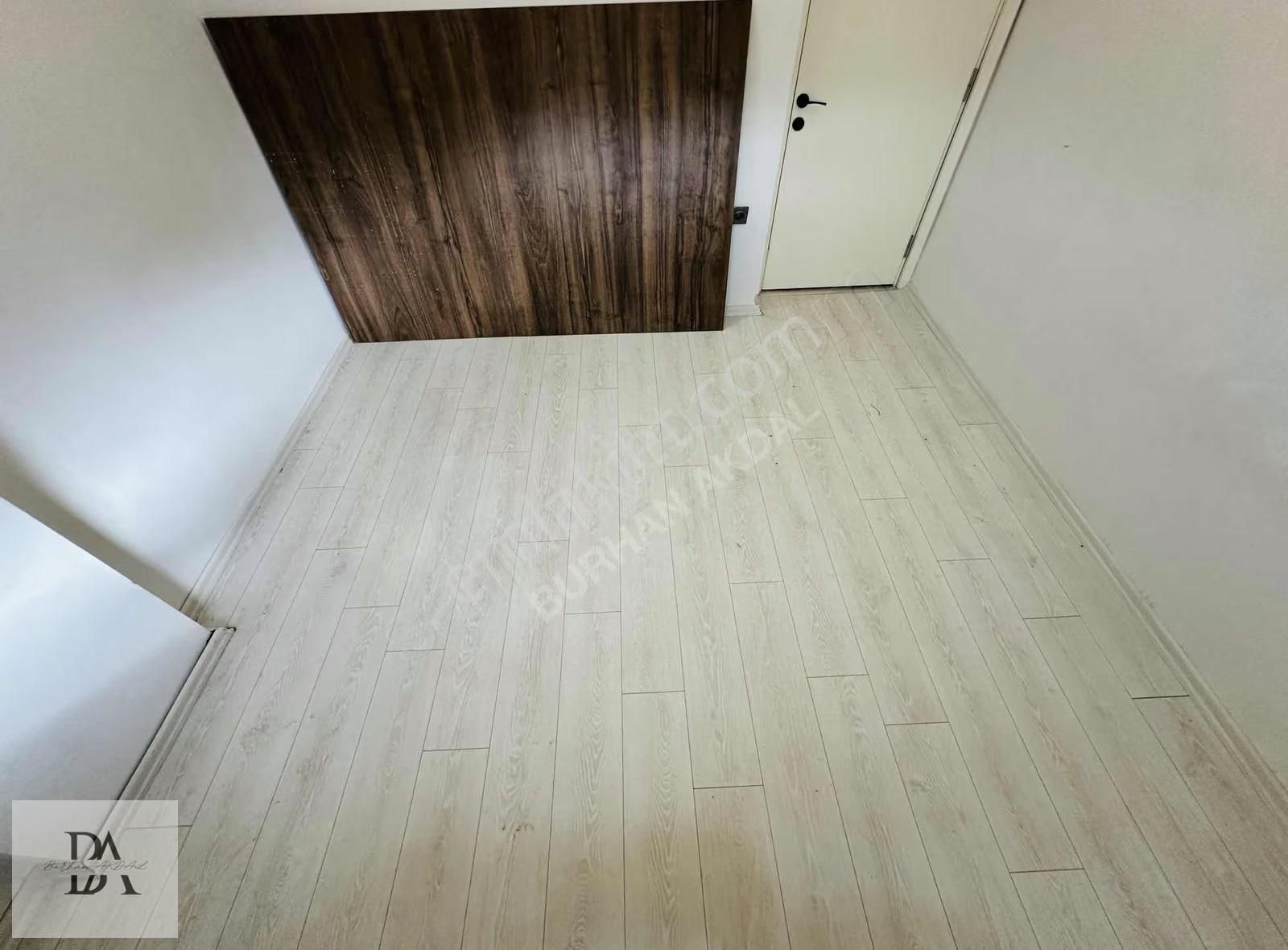 Demirel'de Merkezi Konum Her Şeyi Ayrı Ekstralı Dolu 2+1 Daire - Görsel 16