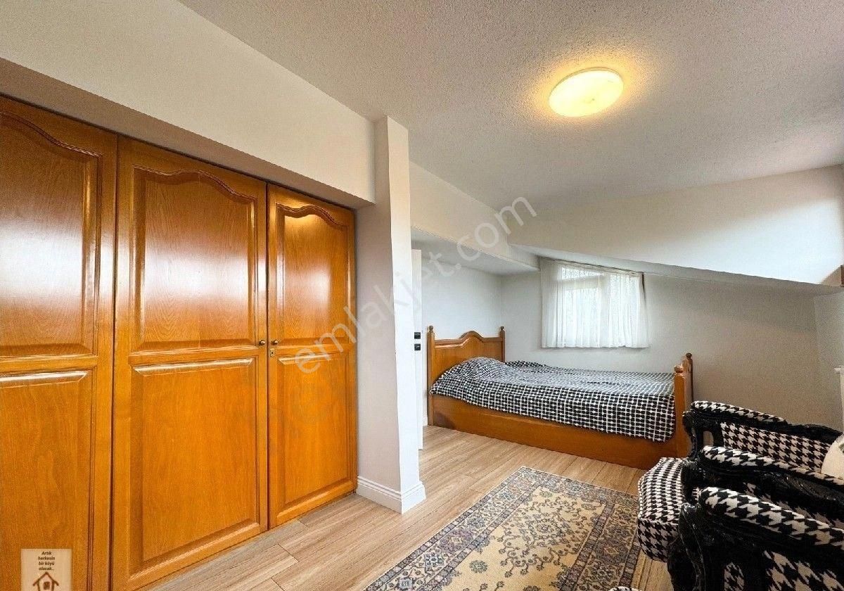 Silivri Gümüşyaka Satılık Müstakil Bahceli Tripleks Villa - Görsel 4