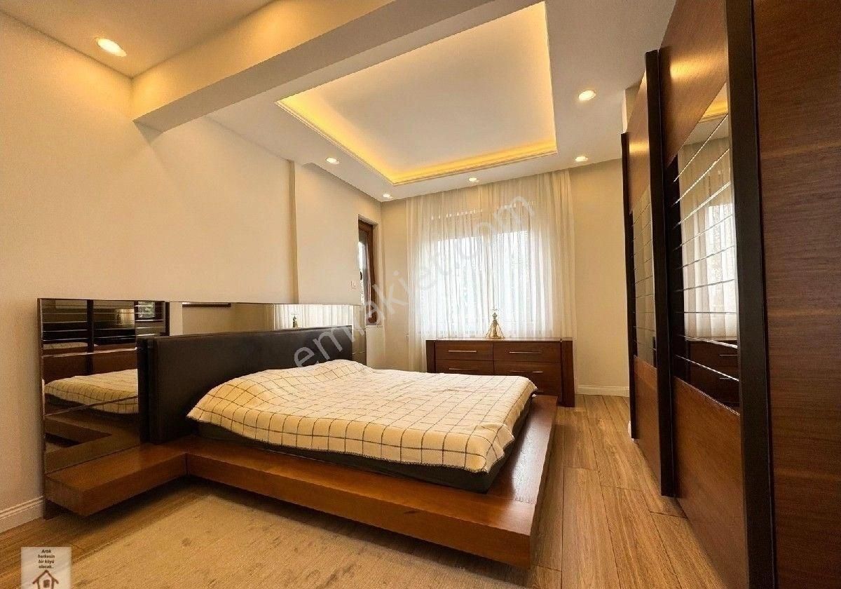 Silivri Gümüşyaka Satılık Müstakil Bahceli Tripleks Villa - Görsel 6