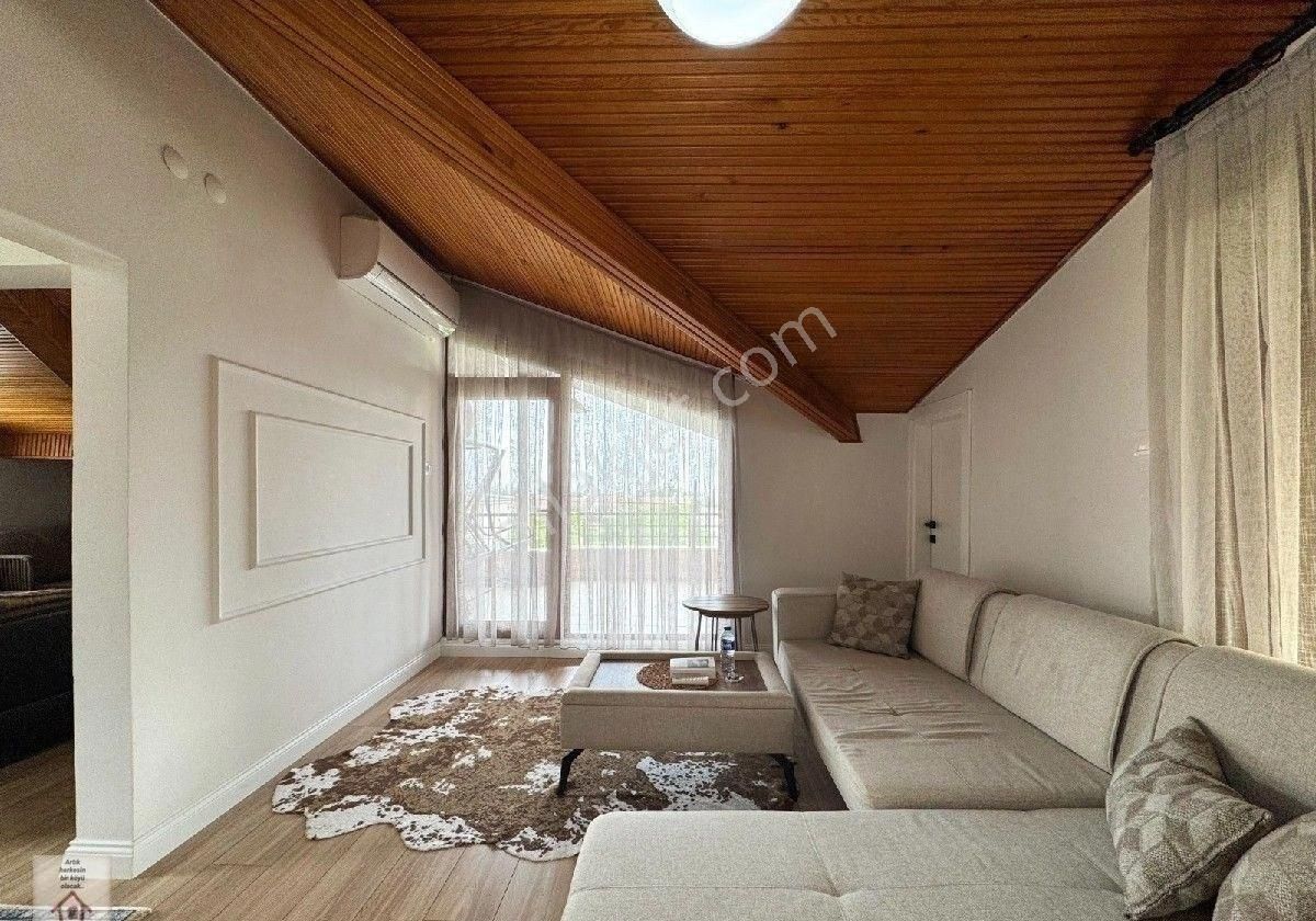 Silivri Gümüşyaka Satılık Müstakil Bahceli Tripleks Villa - Görsel 14