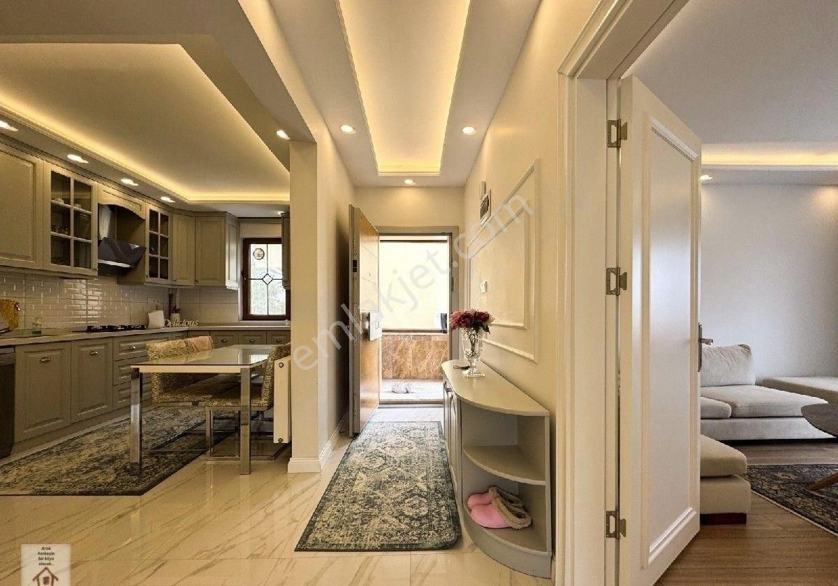 Silivri Gümüşyaka Satılık Müstakil Bahceli Tripleks Villa - Görsel 10