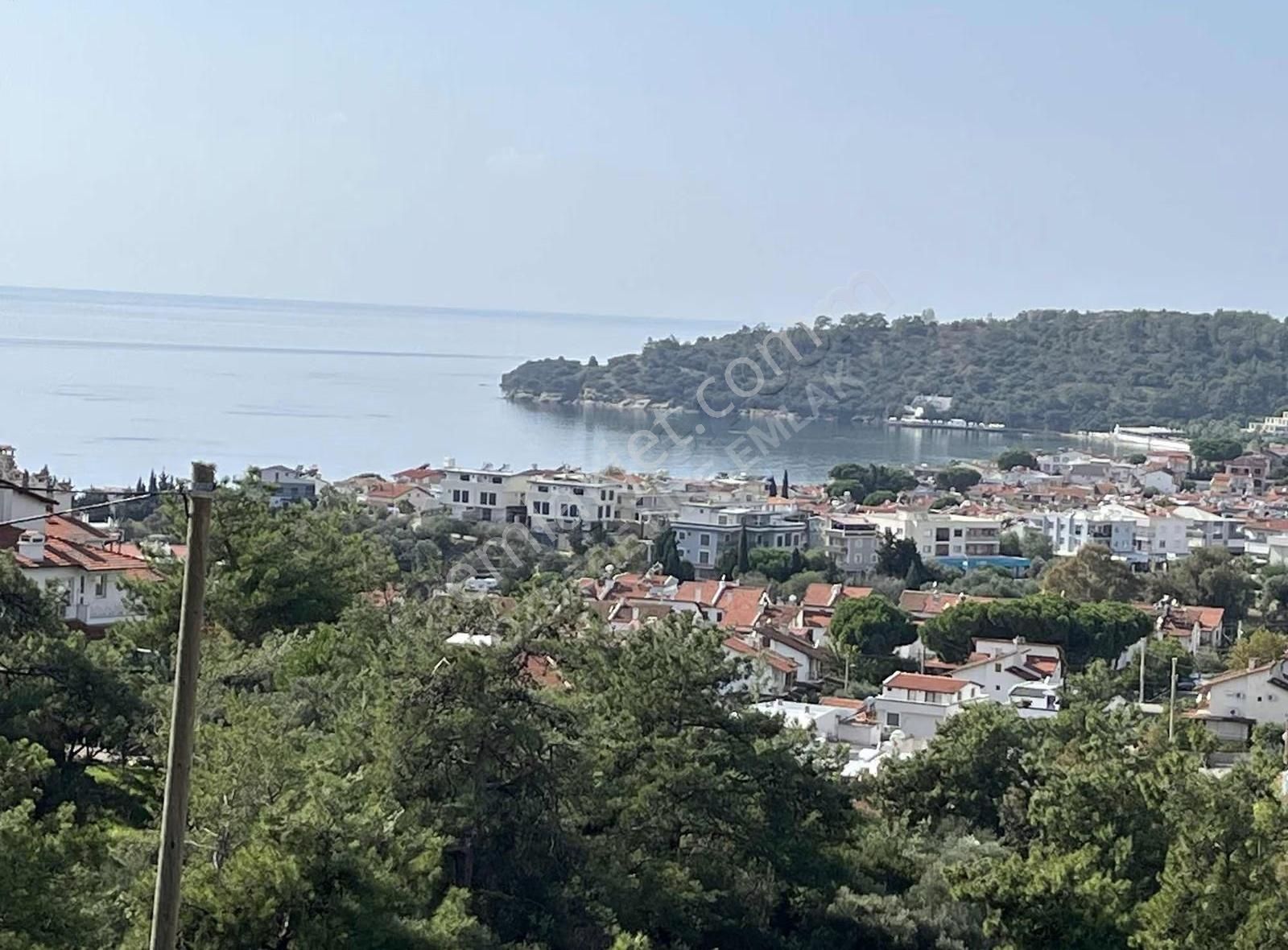 Özderede Zeminde Odalı Sıfır Otoparklı Villa - Görsel 2