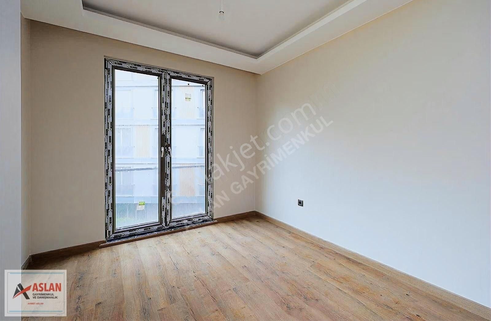 Çengelköy Hasbahçe Evlerinde 2.kat 3.5 +1 Satılık Daire - Görsel 24