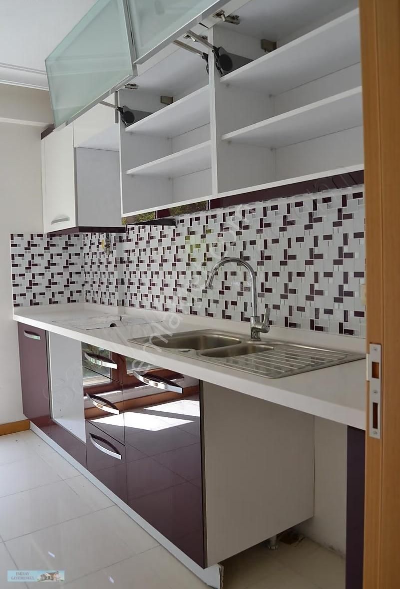 Boşş Ebeveyn Banyolu Yüksek Katta Kiralık 3+1 Daire - Görsel 13