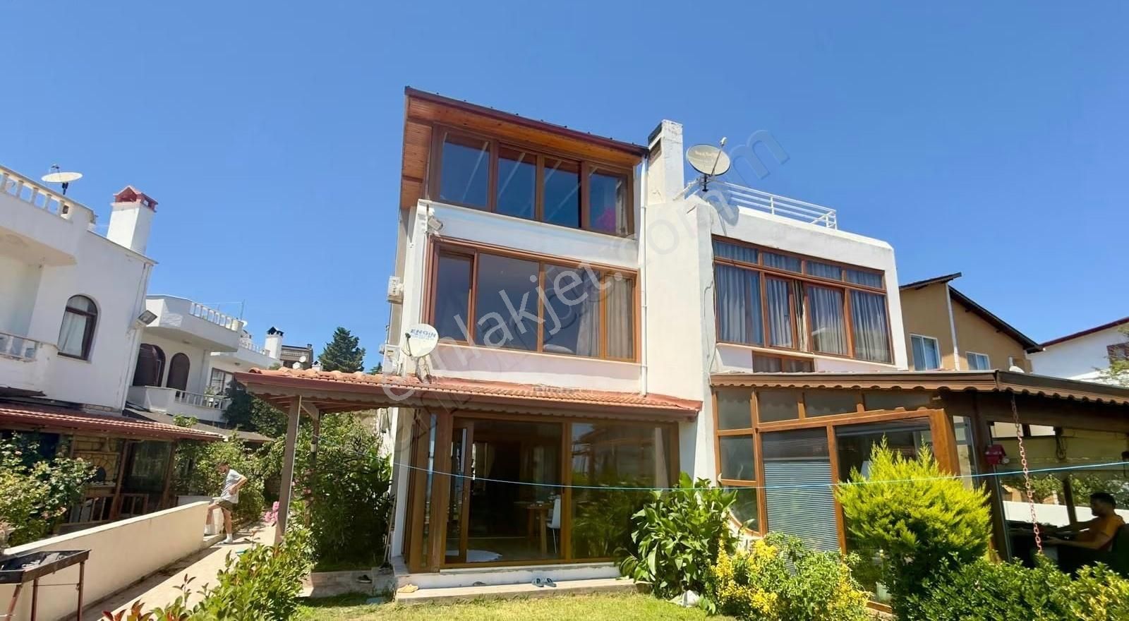 Silivri Gümüşyaka Eşyalı Denize Yürüme Mesafesinde Kiralık Villa - Görsel 13