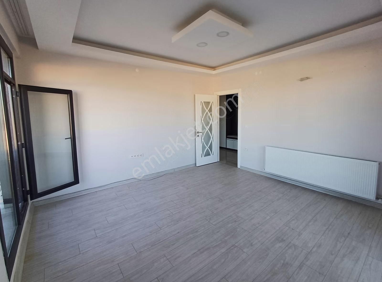 Doğru Gayrimenkulden Havuzlu Site İçerisinde 3+1 Kiralık Daire - Görsel 33