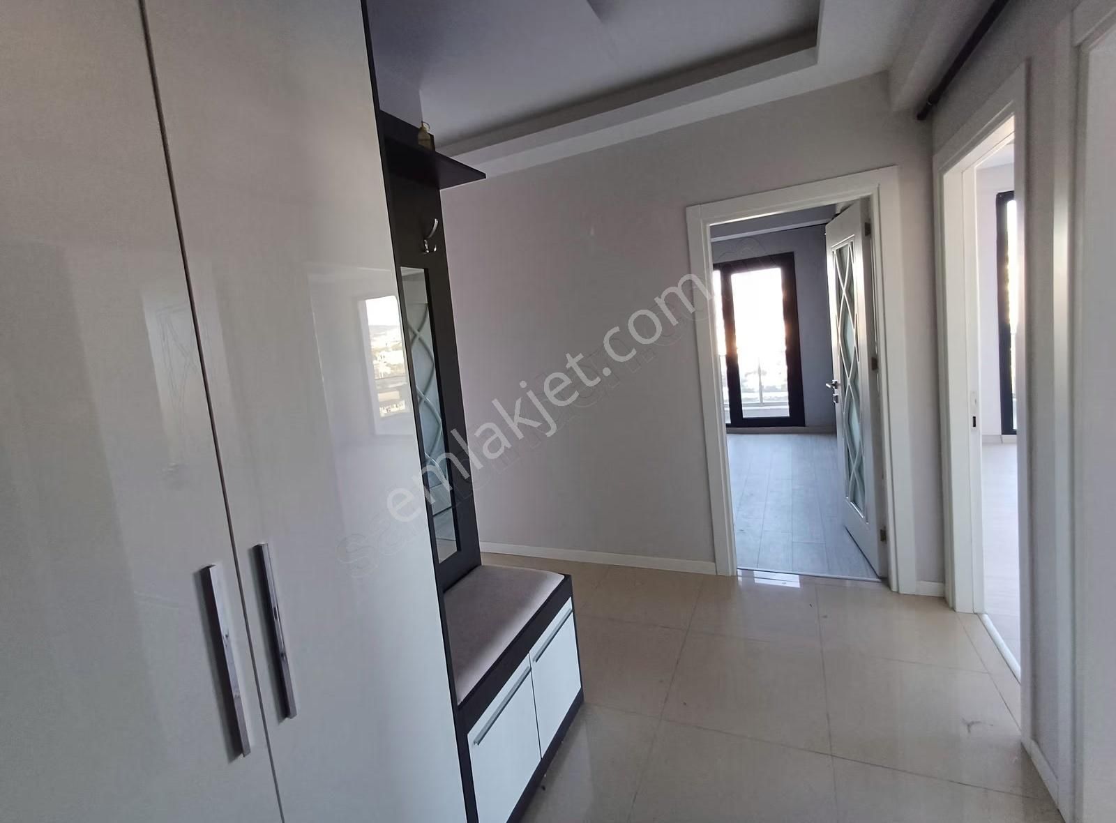 Doğru Gayrimenkulden Havuzlu Site İçerisinde 3+1 Kiralık Daire - Görsel 34