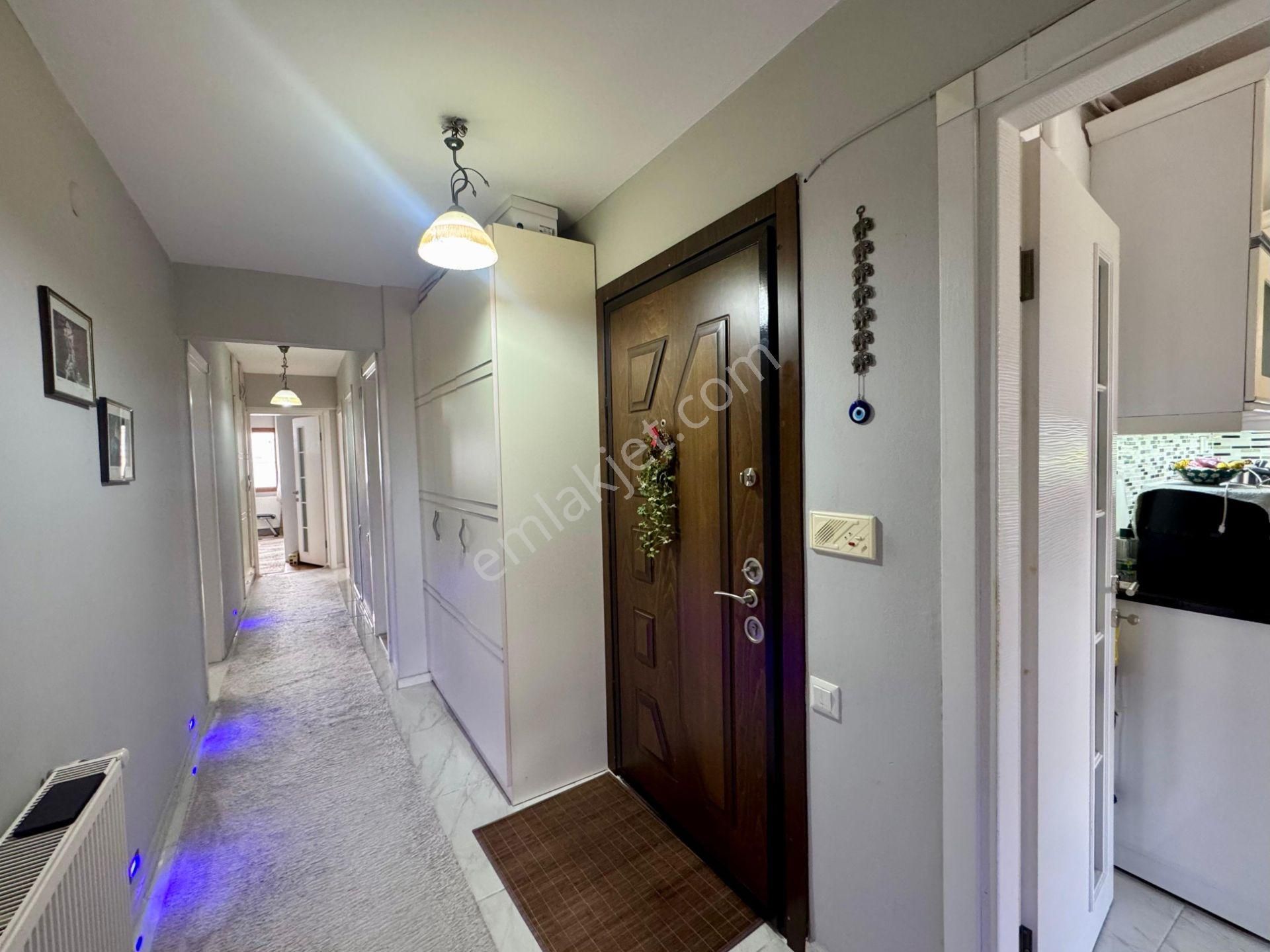 Karşıyaka Donanmacı Sahile Yürüme Mesafesinde Satılık 3+1 Daire - Görsel 26