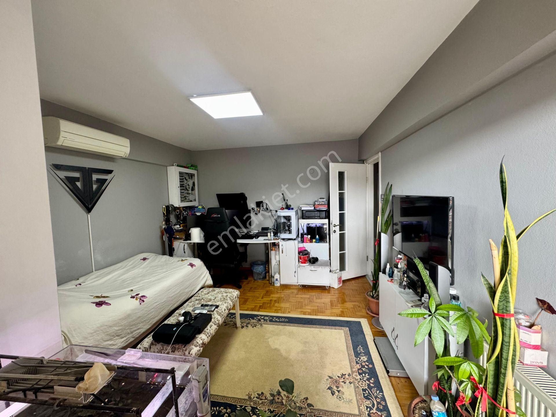 Karşıyaka Donanmacı Sahile Yürüme Mesafesinde Satılık 3+1 Daire - Görsel 23