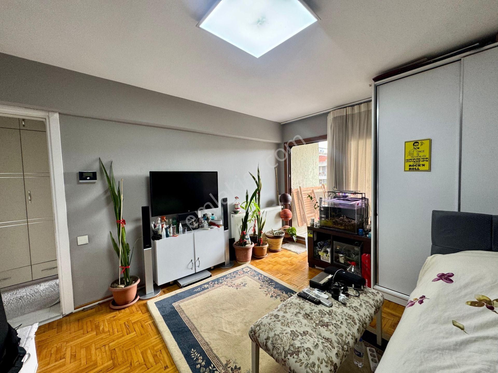 Karşıyaka Donanmacı Sahile Yürüme Mesafesinde Satılık 3+1 Daire - Görsel 21