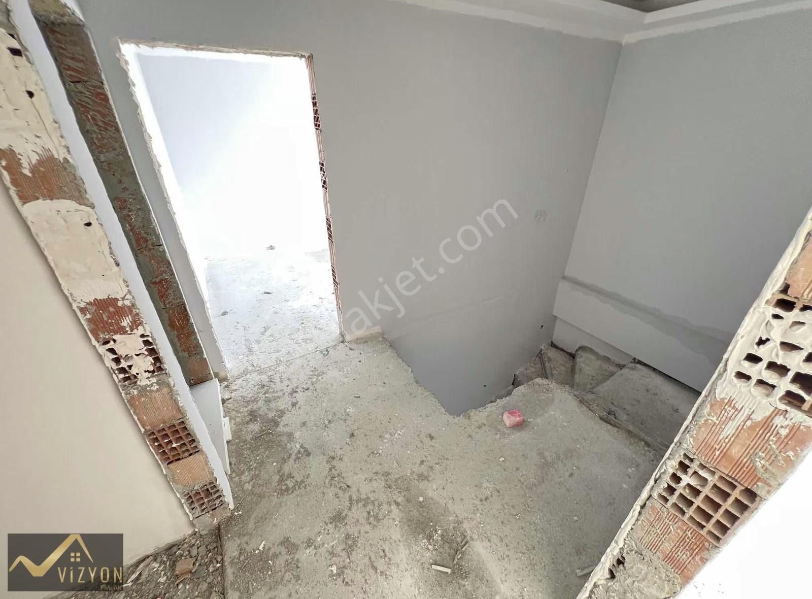 Vizyon Emlak'tan Asansörlü Kapalı Otoparklı Dubleks 2+1 Daire - Görsel 10