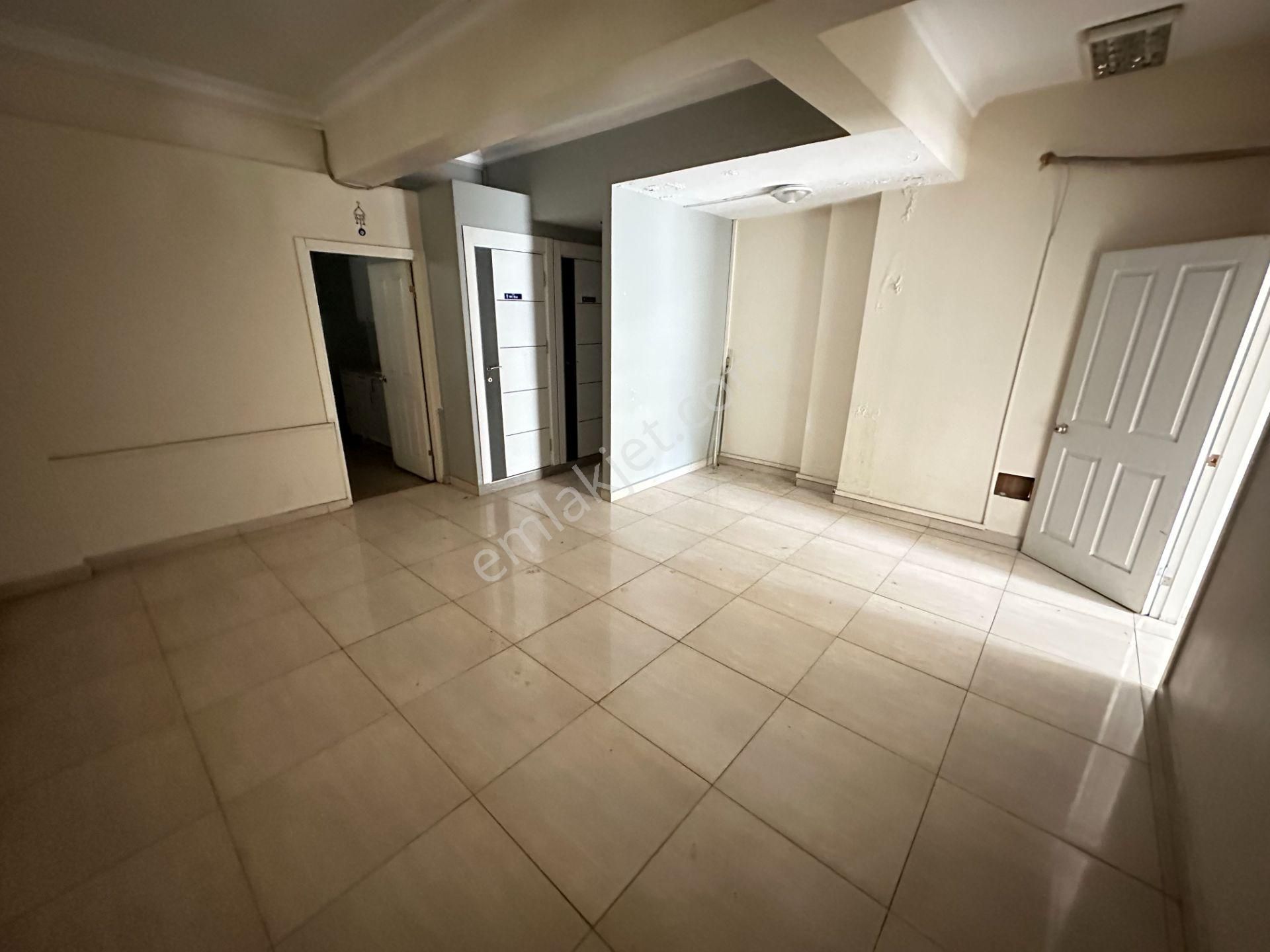 Remaxmertcandomak Küçükbakkalköy 165m² Satılık Dükkan + Depo - Görsel 8