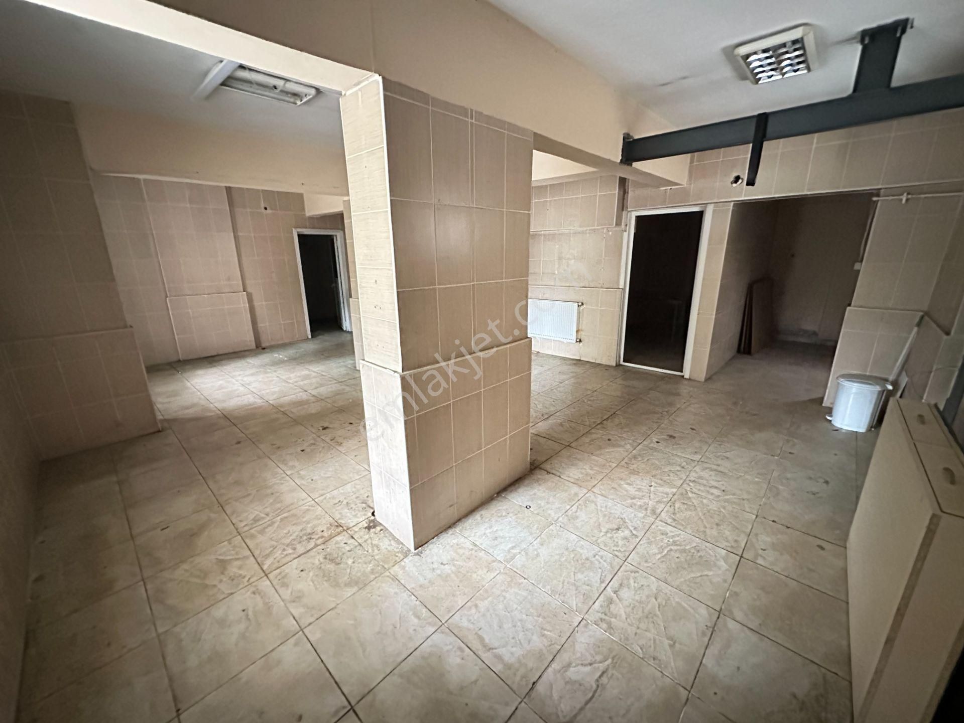 Remaxmertcandomak Küçükbakkalköy 165m² Satılık Dükkan + Depo - Görsel 13