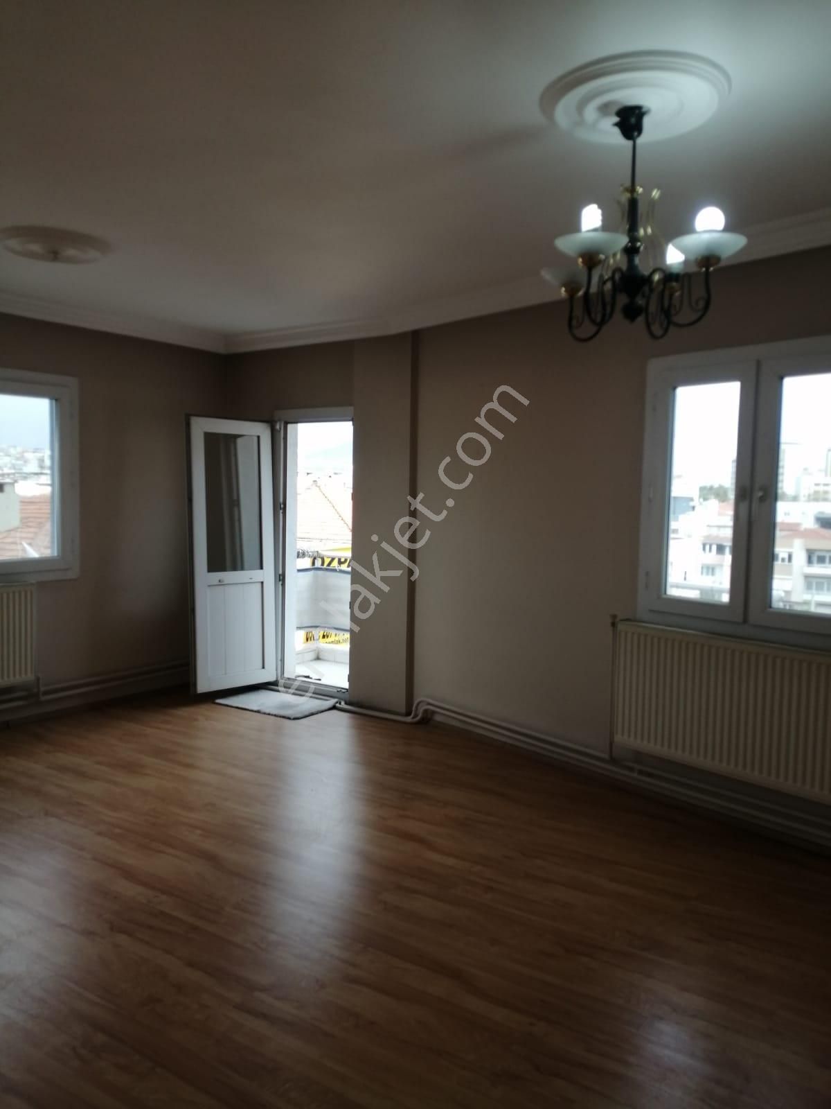 Eşrefpaşalise Hasantahsin Cad Bozyakahastane Yakını - Görsel 18