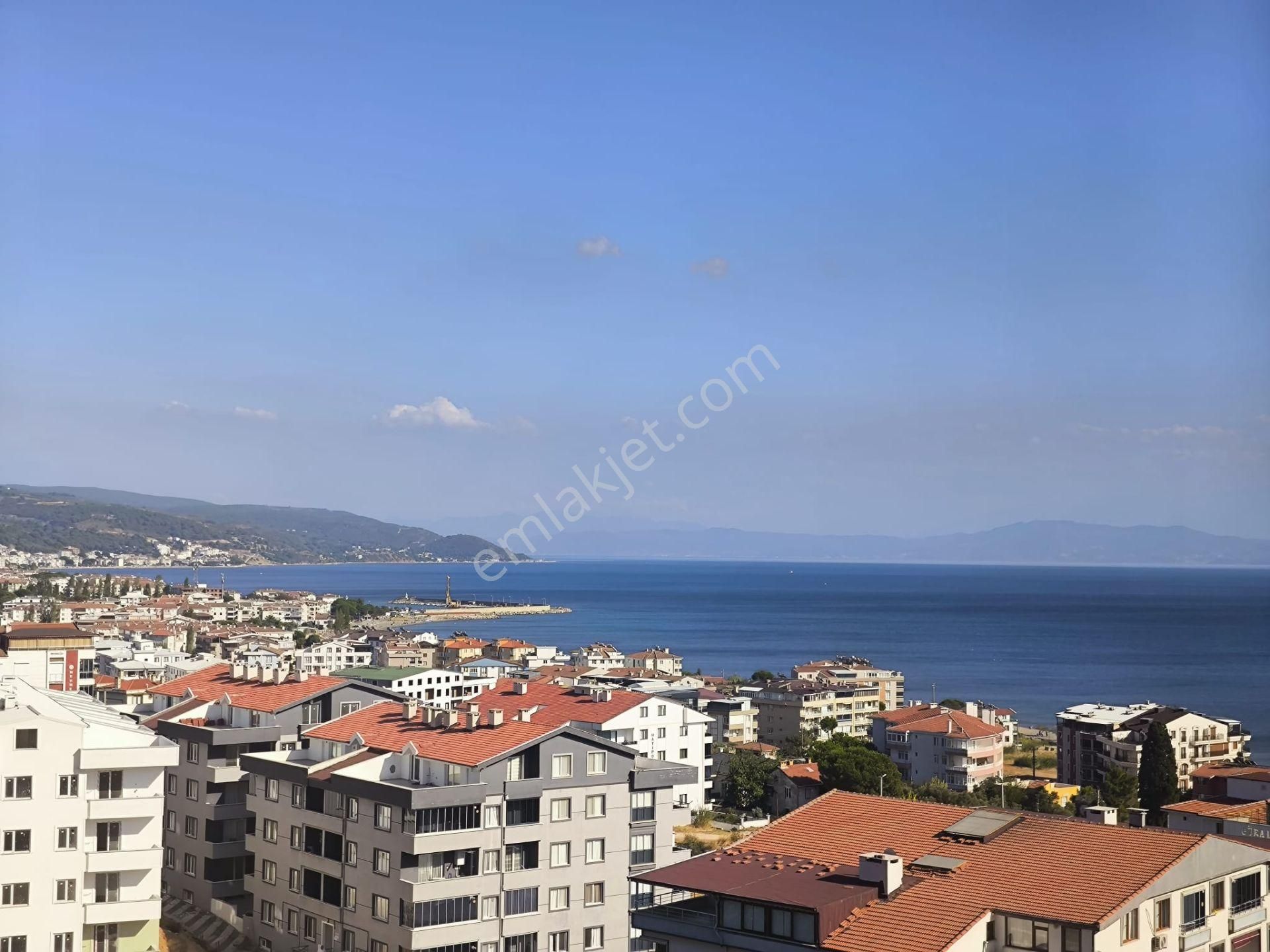 Armutlu Merkezde 4+2 Dubleks