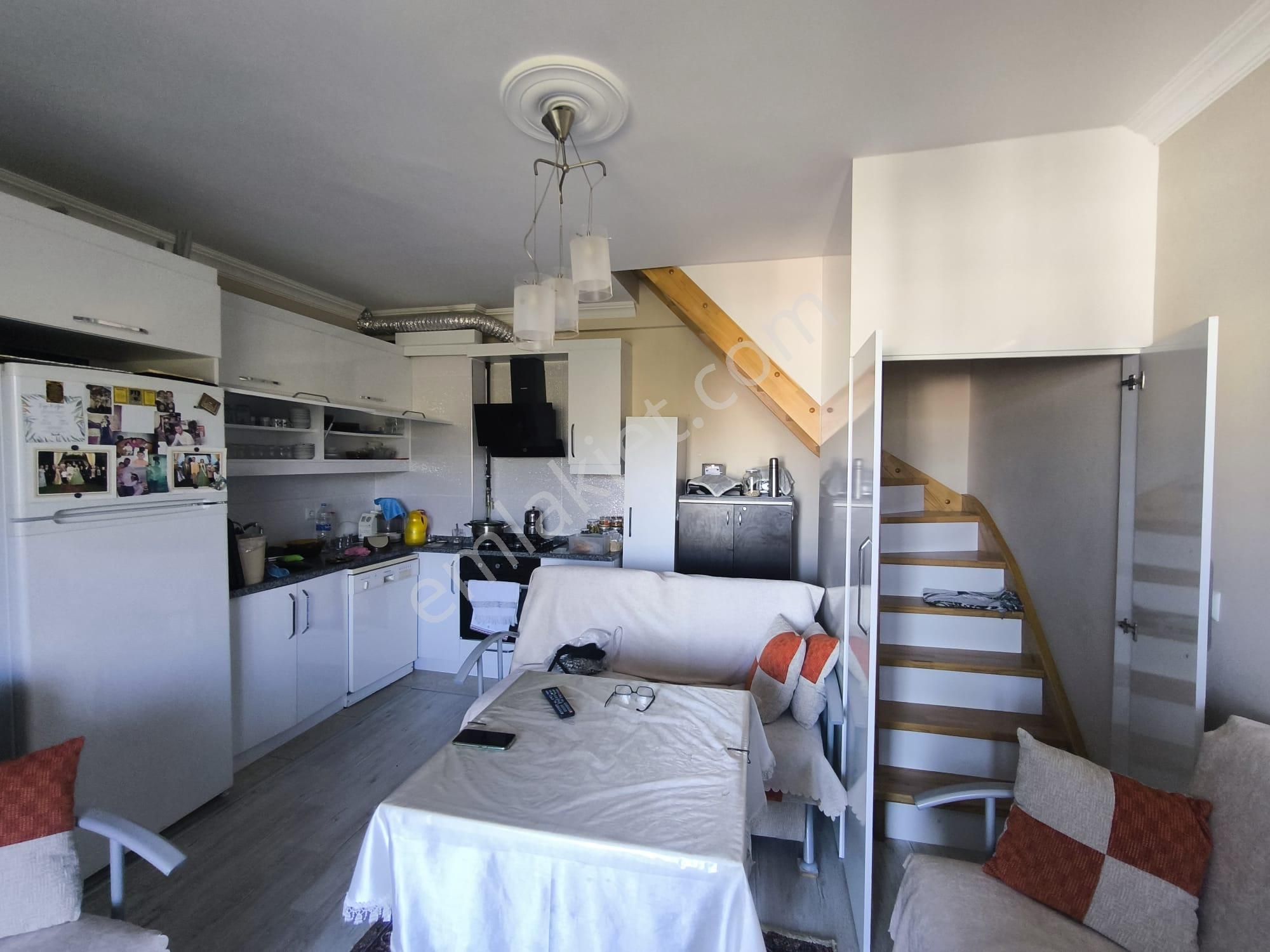 Armutlu Merkezde 4+2 Dubleks - Görsel 5