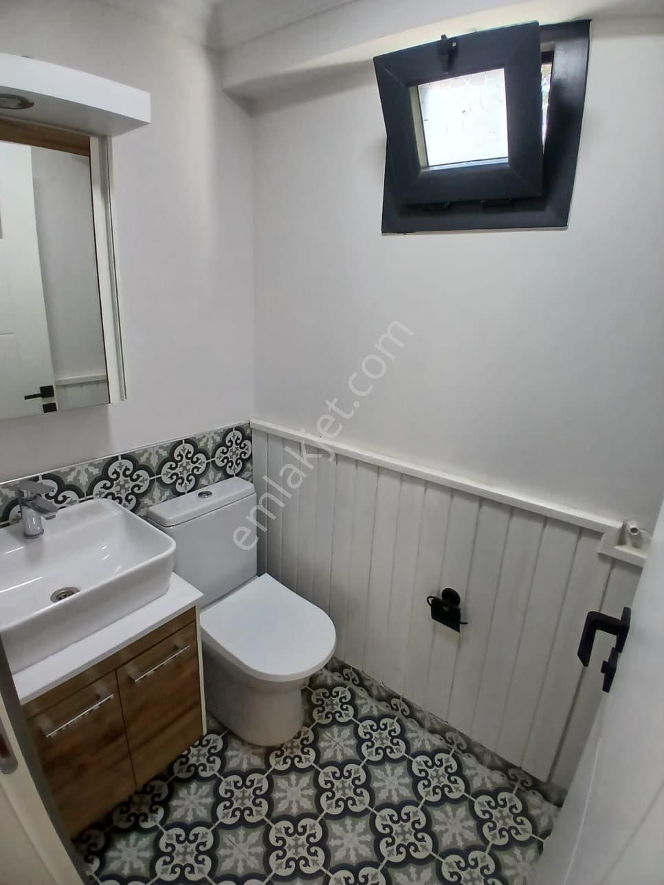 Denize Cok Yakın Full Tadilatlı Satılık 3+1 Bahçeli Villa - Görsel 14