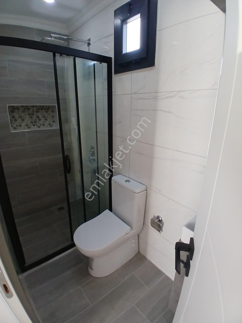 Denize Cok Yakın Full Tadilatlı Satılık 3+1 Bahçeli Villa - Görsel 20