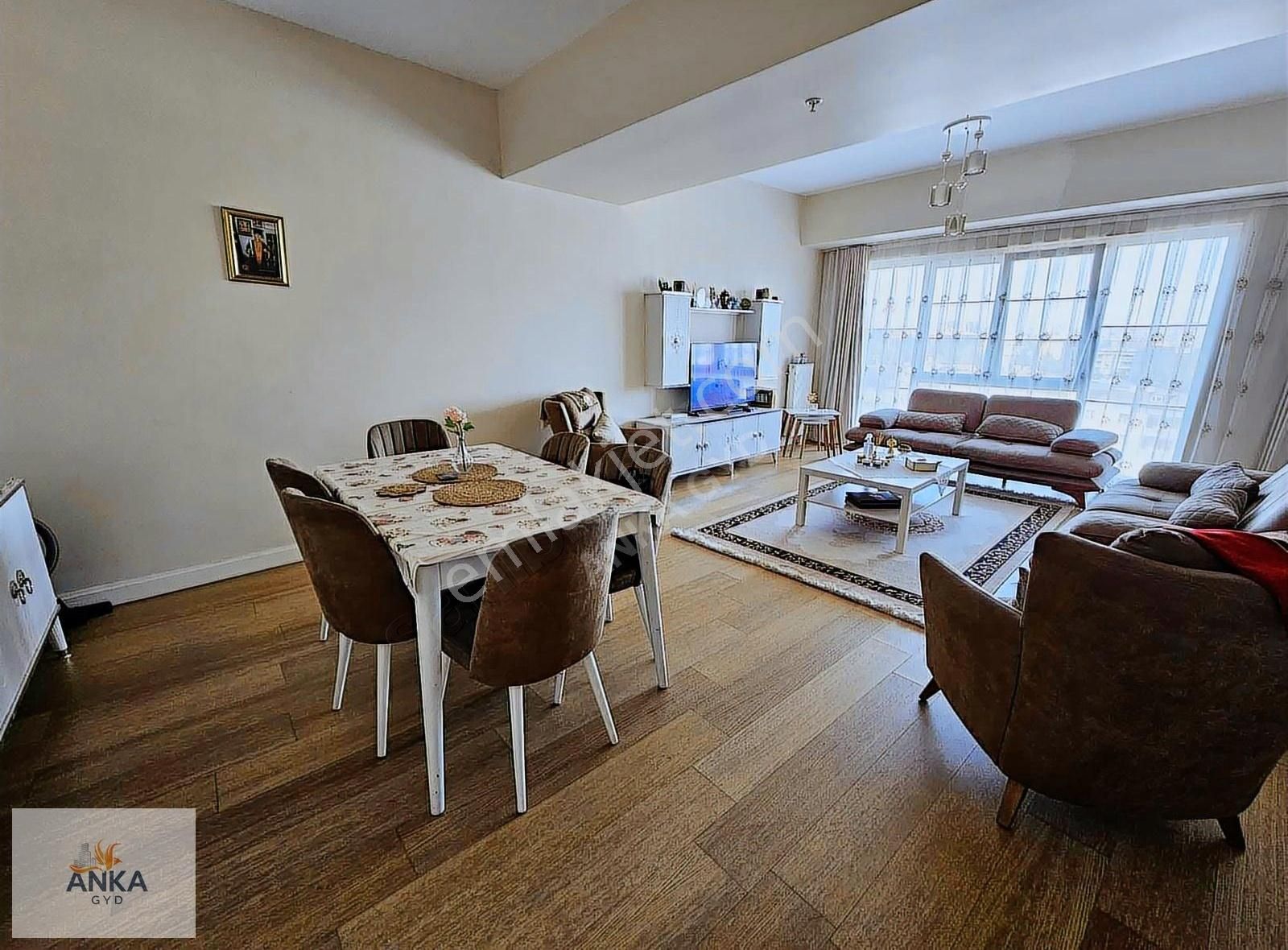 Viaport Venezia'da Balkonlu Şhr Mnz Homeoffice 3+1 Satılık