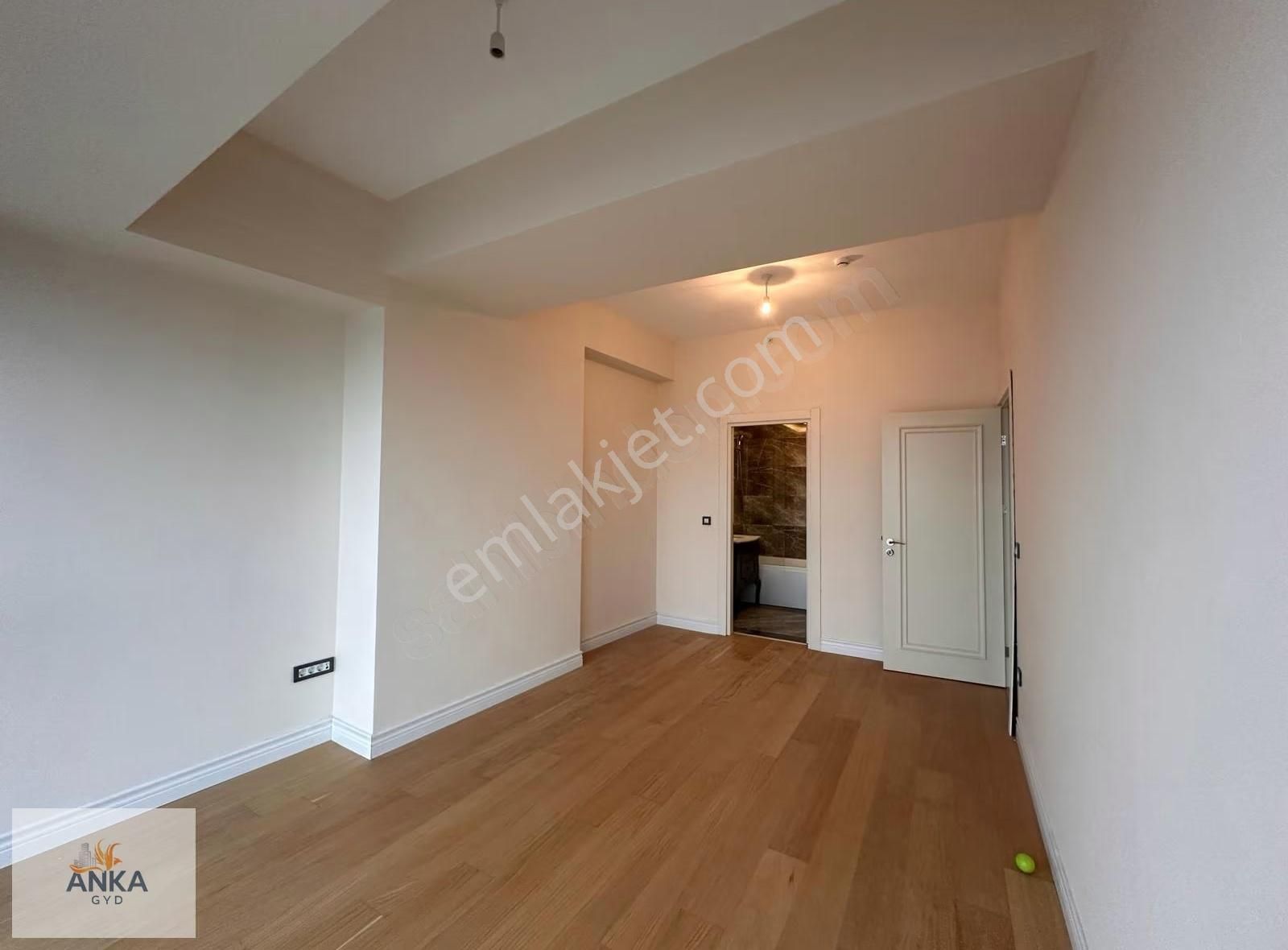Venezia'da Şehir Mnz Kiracılı Fırsat Satılık 3+1 Daire - Görsel 8