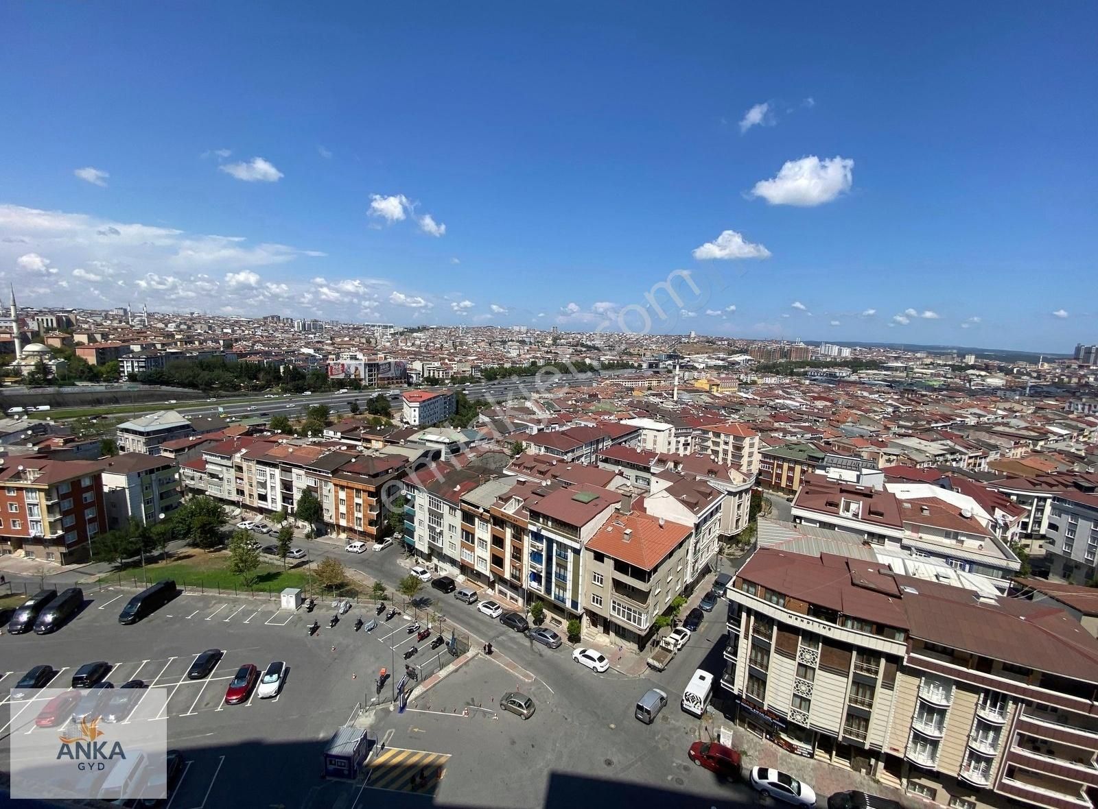 Venezia'da Şehir Mnz Balkonlu Eşyalı Satılık 3+1 Daire - Görsel 8