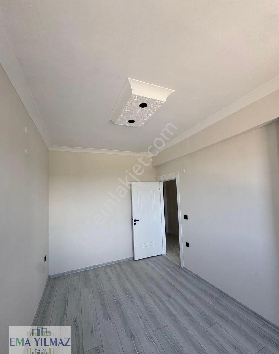 Gömeç Konak Cam Balkonlu Peyzajlı Ayrı Mutfak 67 M2 1+1 - Görsel 8