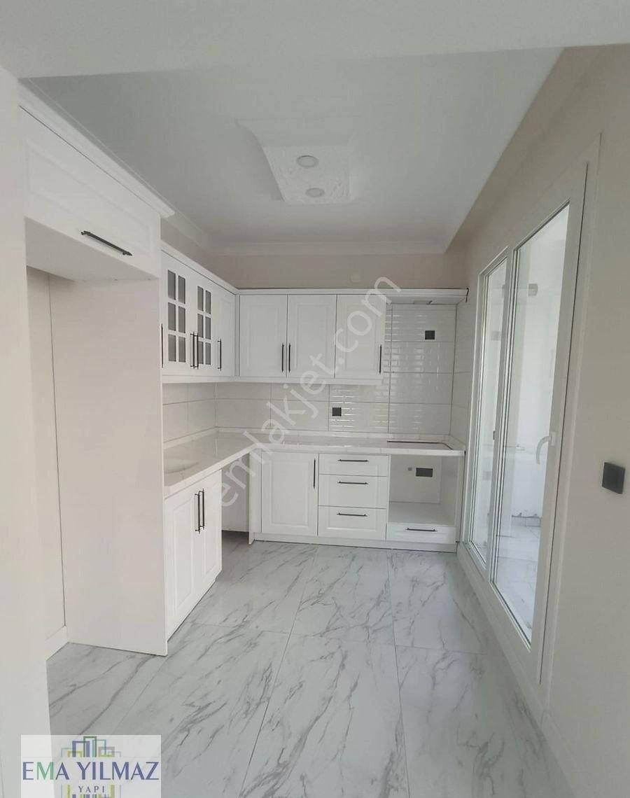 Gömeç Merkezde Türk Ev 16 Cam Balkon,doğalgazlı Mükemmel 2+1 - Görsel 5