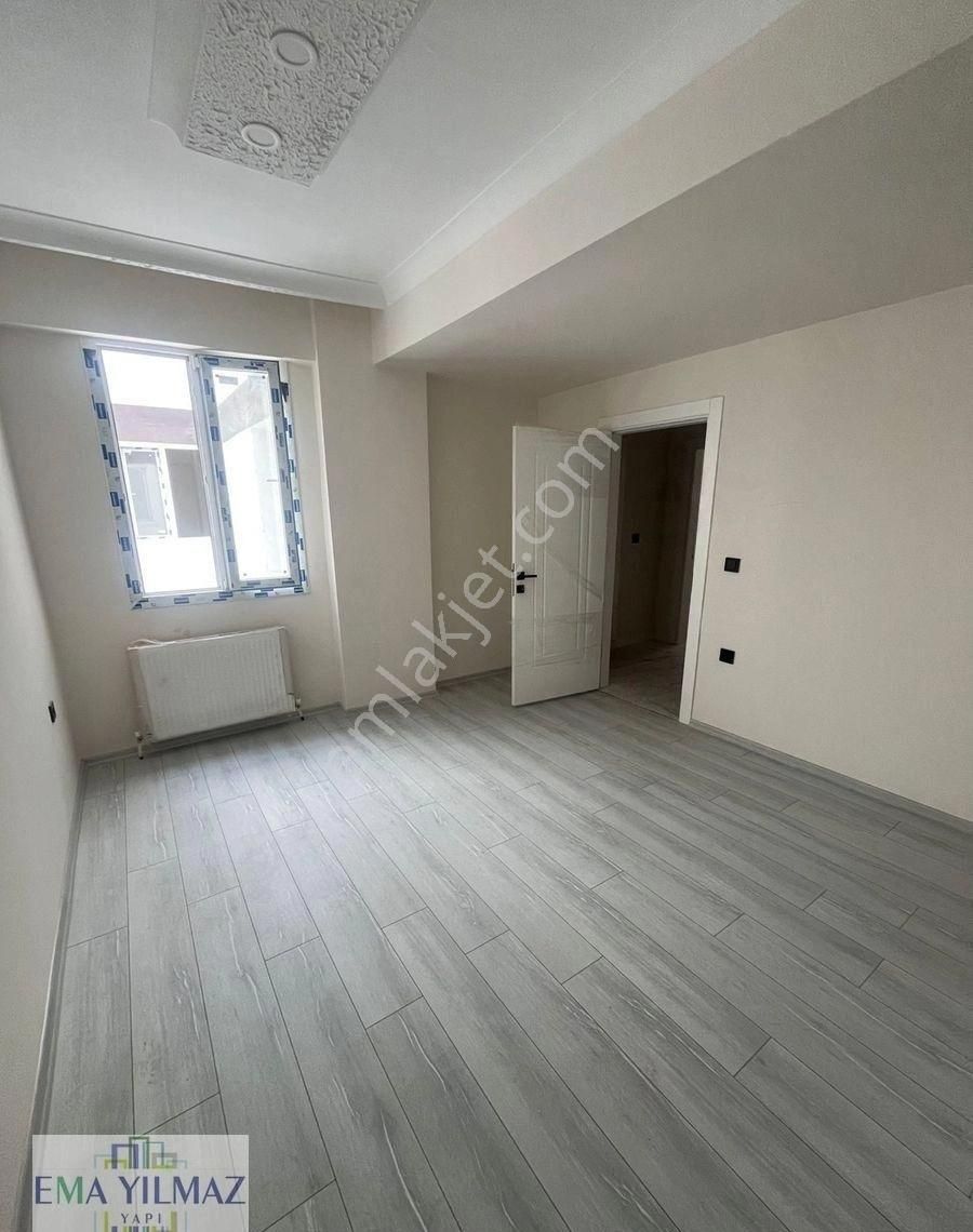 Türk Evleri 15 Gömeç Ana Cadde Kapalı Otoparklı 2+1 Daire - Görsel 5