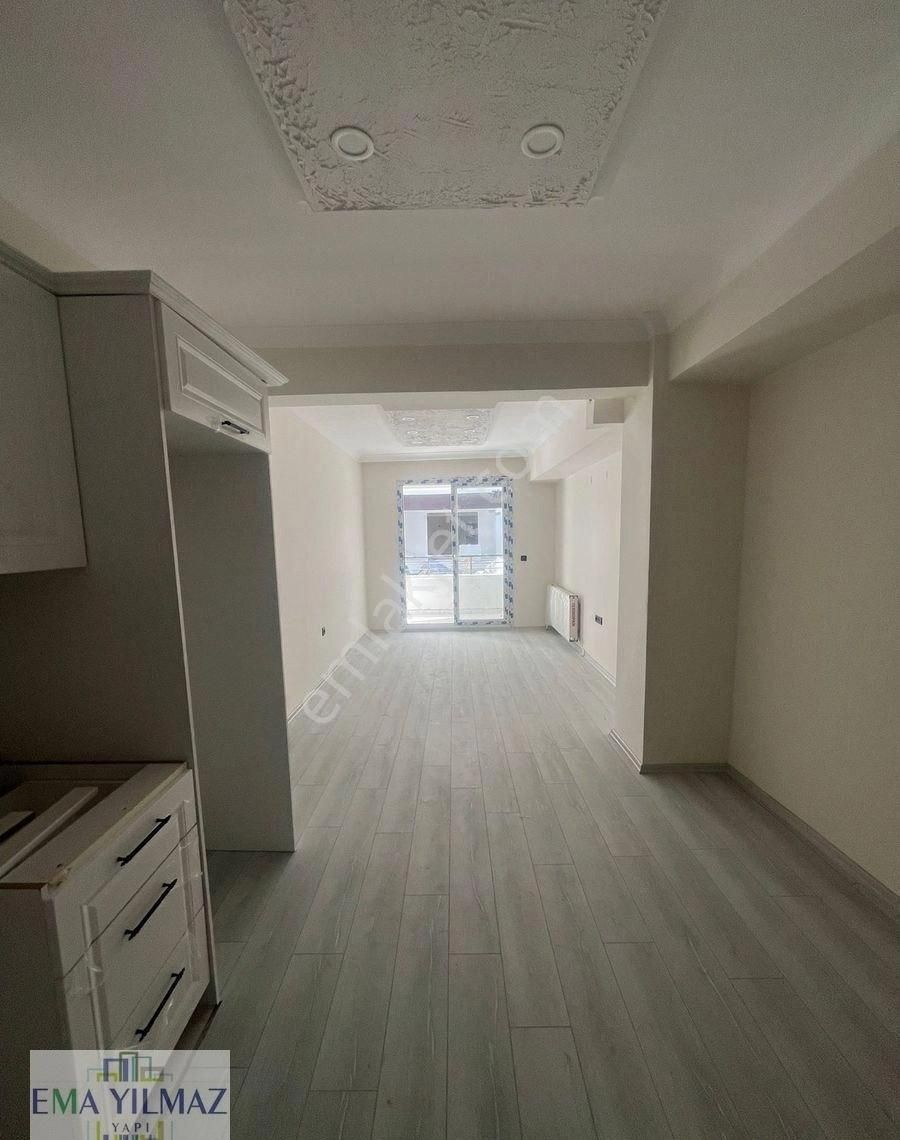 Türk Evleri 15 Gömeç Ana Cadde Kapalı Otoparklı 2+1 Daire - Görsel 9