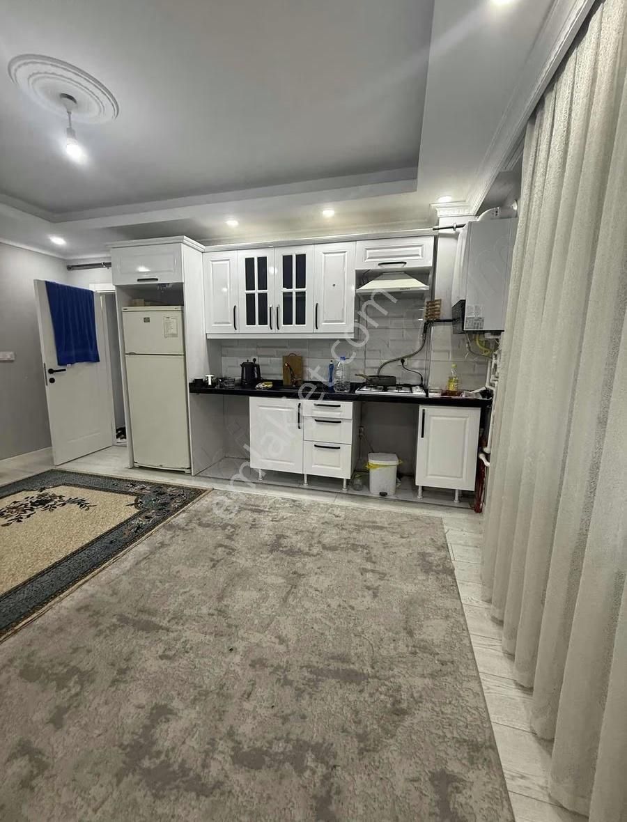 2 + 1 Giriş Kat Sıfır Bina Kiracılı - Görsel 4