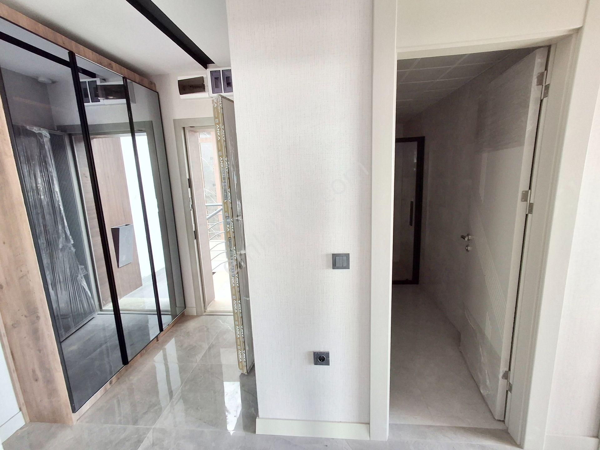 2+1 Bağcı Cd. Paraleli Yeni Binada Asansör Bağımsız S. Manzaralı - Görsel 22