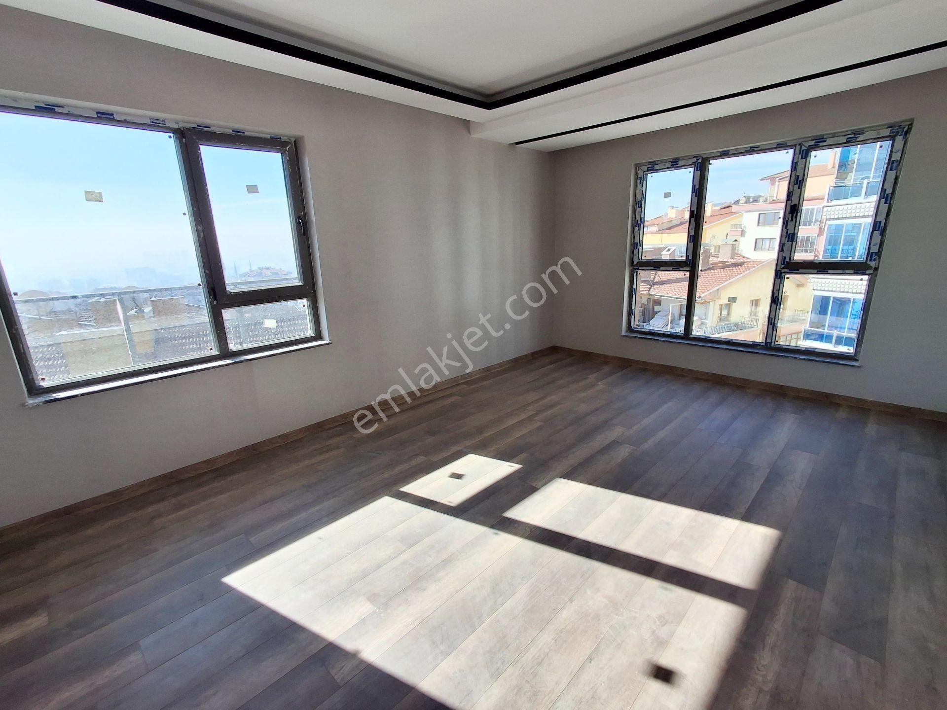 2+1 Bağcı Cd. Paraleli Yeni Binada Asansör Bağımsız S. Manzaralı - Görsel 11