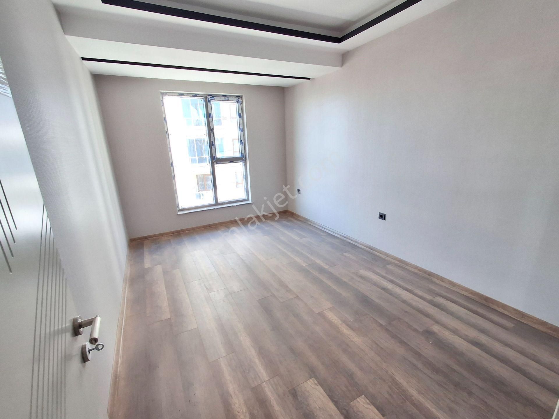 2+1 Bağcı Cd. Paraleli Yeni Binada Asansör Bağımsız S. Manzaralı - Görsel 23