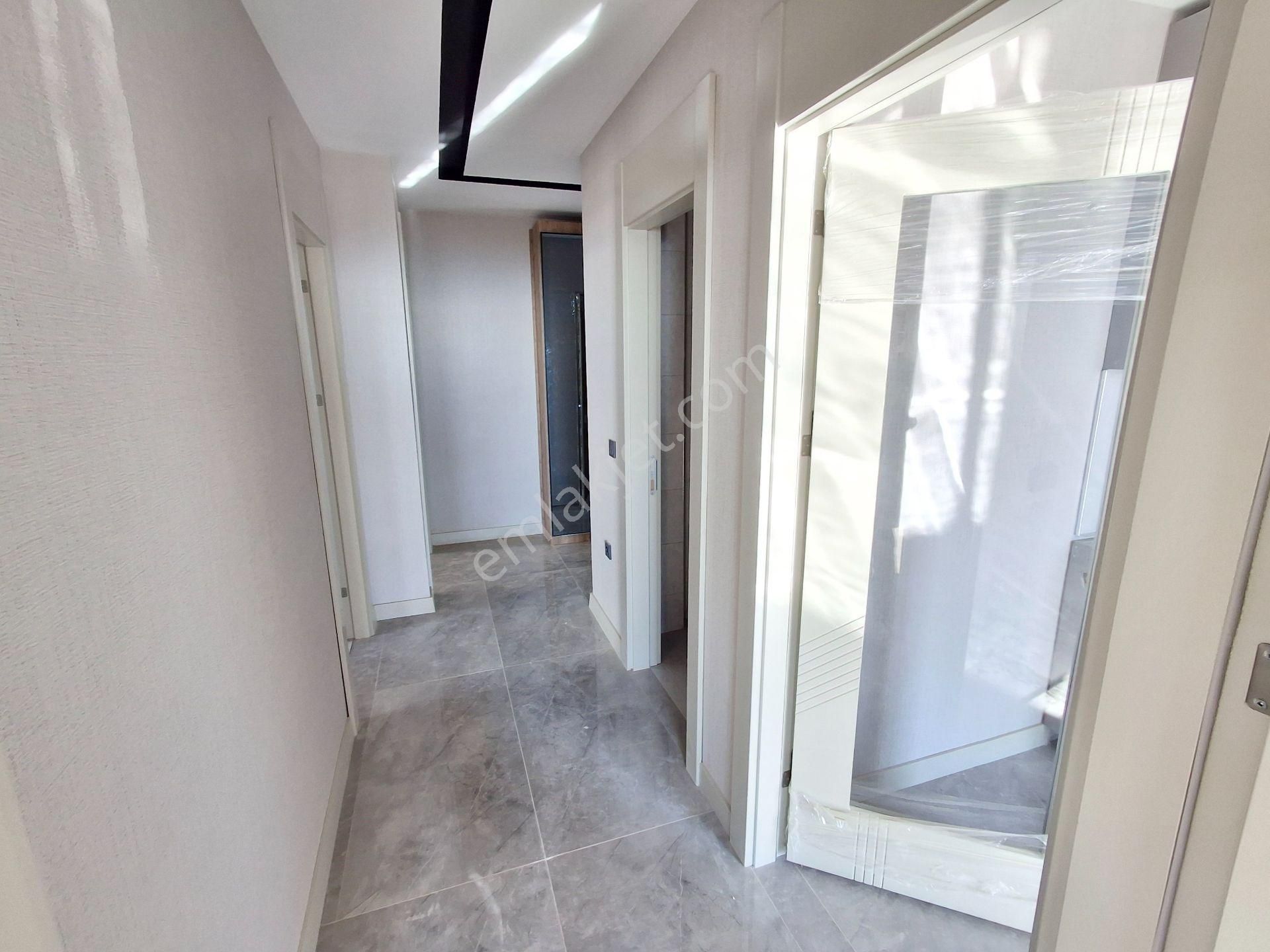 2+1 Bağcı Cd. Paraleli Yeni Binada Asansör Bağımsız S. Manzaralı - Görsel 10