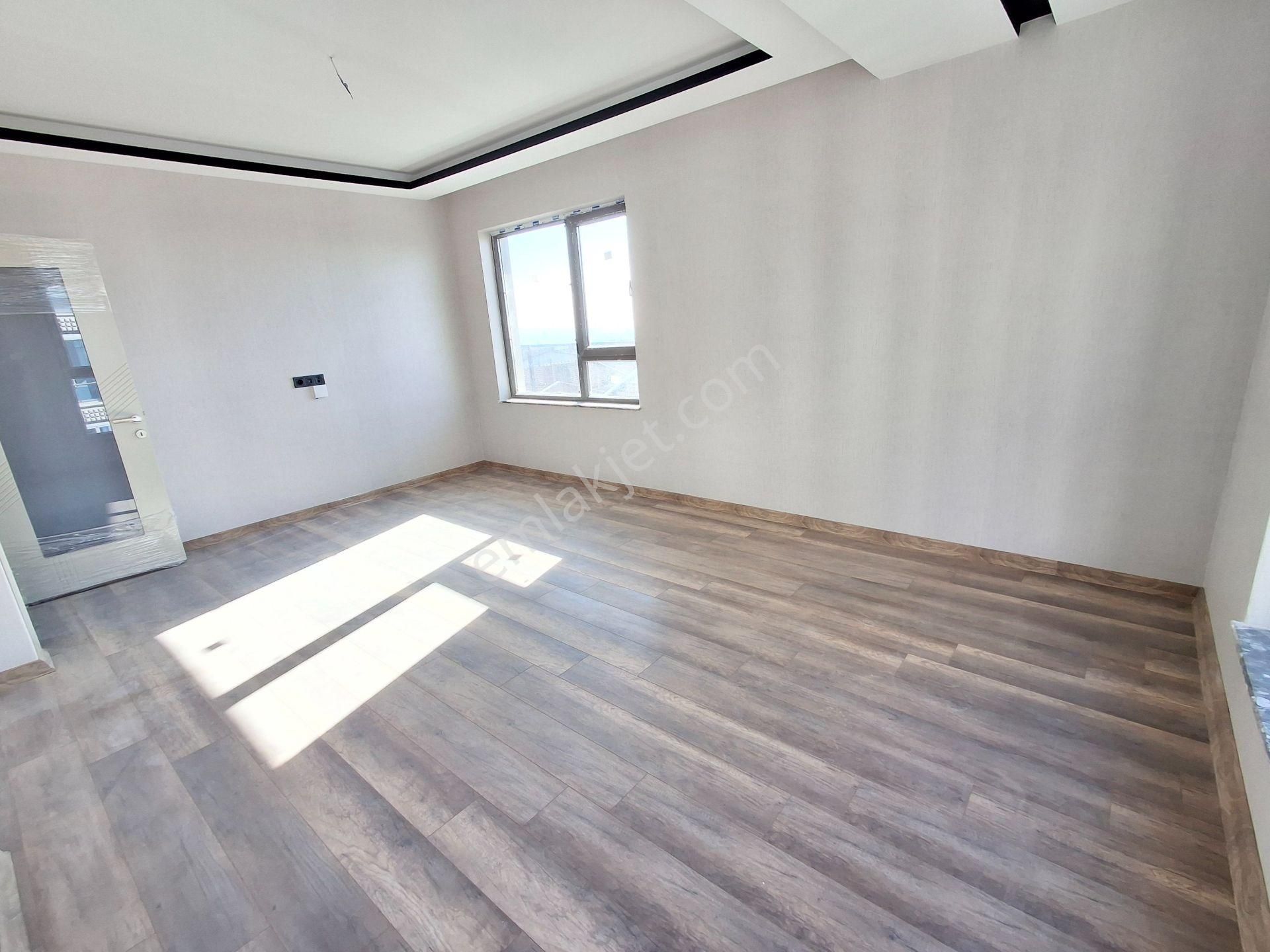 2+1 Bağcı Cd. Paraleli Yeni Binada Asansör Bağımsız S. Manzaralı - Görsel 14