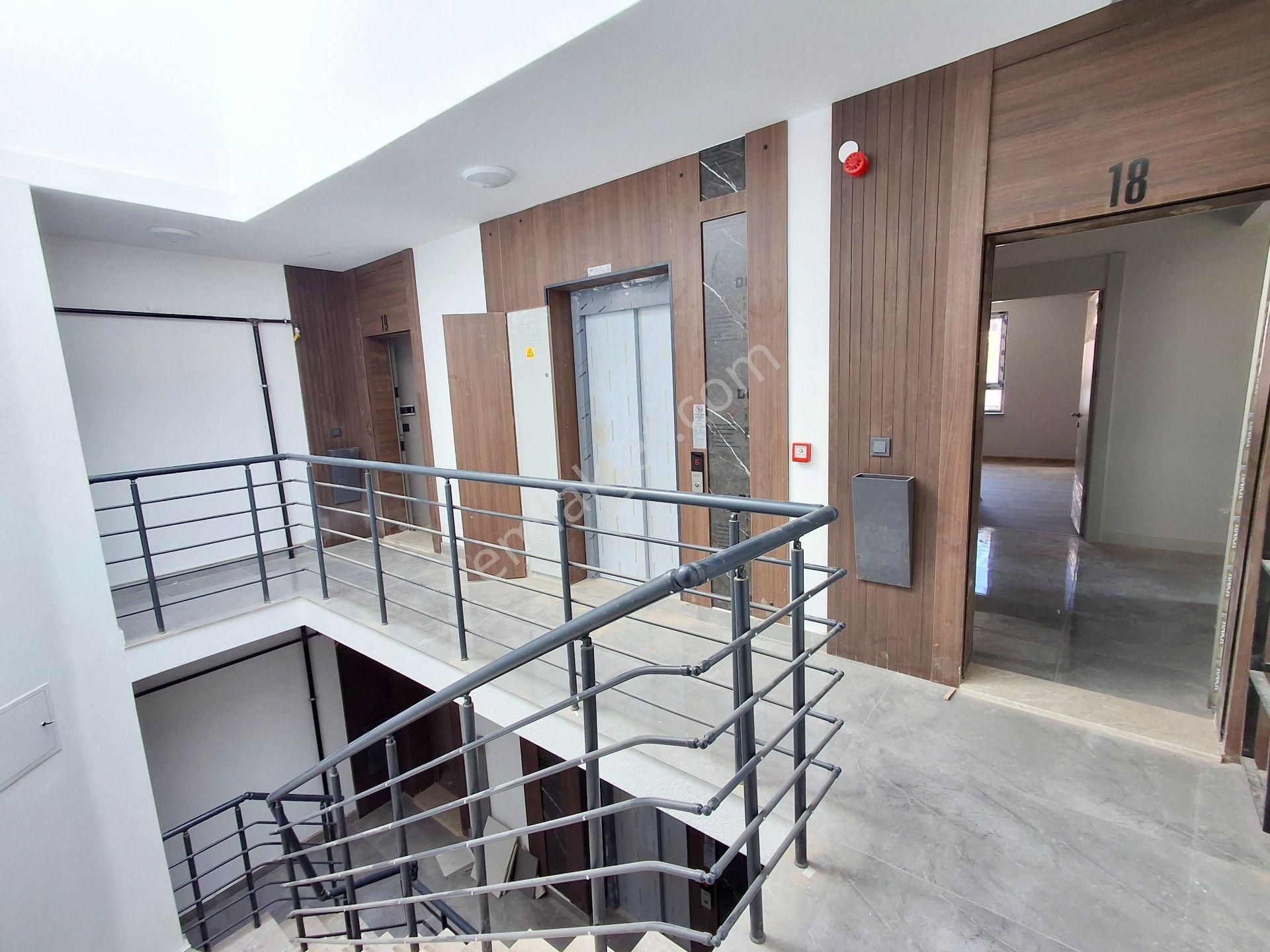 2+1 Bağcı Cd. Paraleli Yeni Binada Asansör Bağımsız S. Manzaralı - Görsel 31