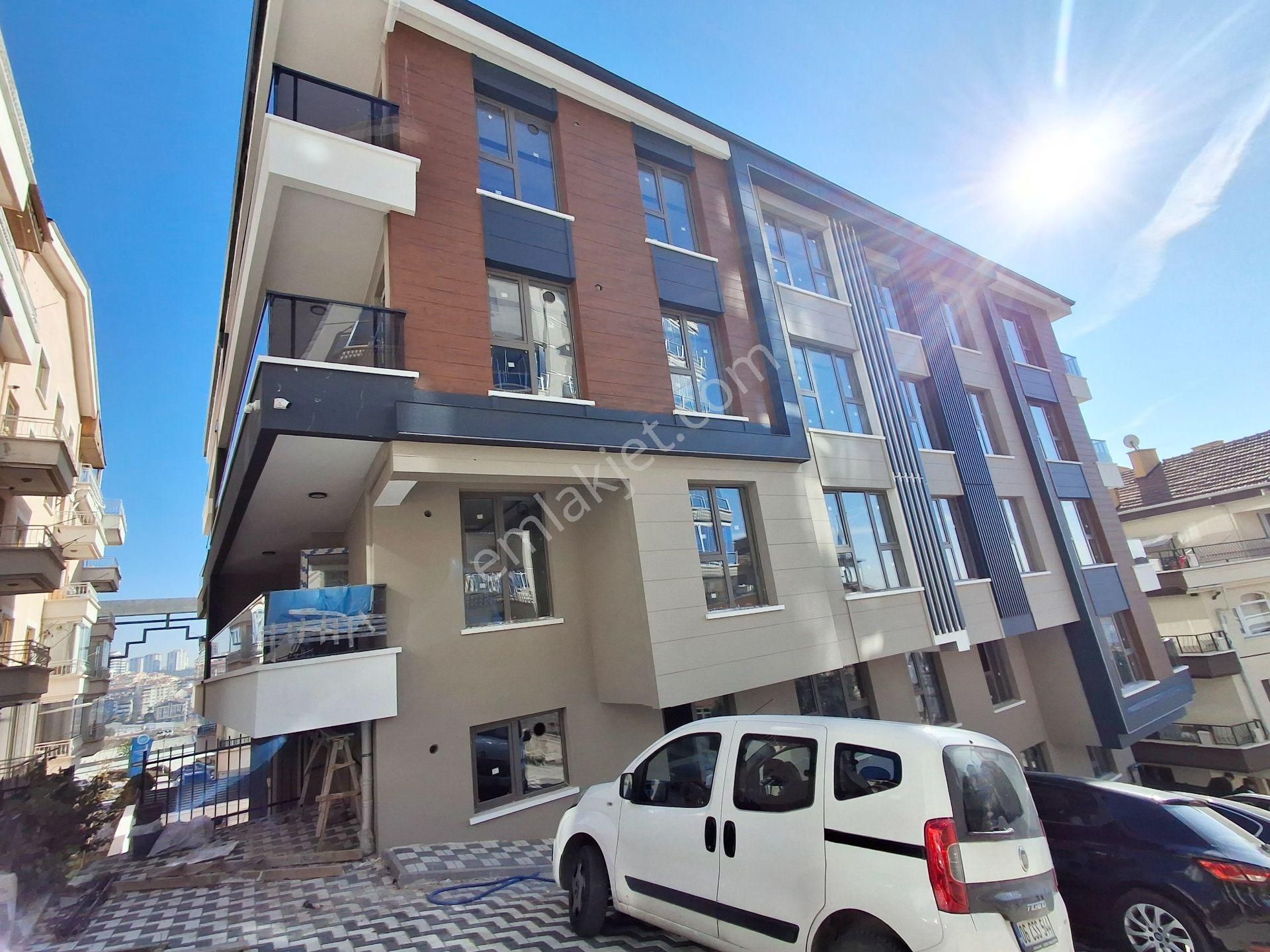 2+1 Bağcı Cd. Paraleli Yeni Binada Asansör Bağımsız S. Manzaralı