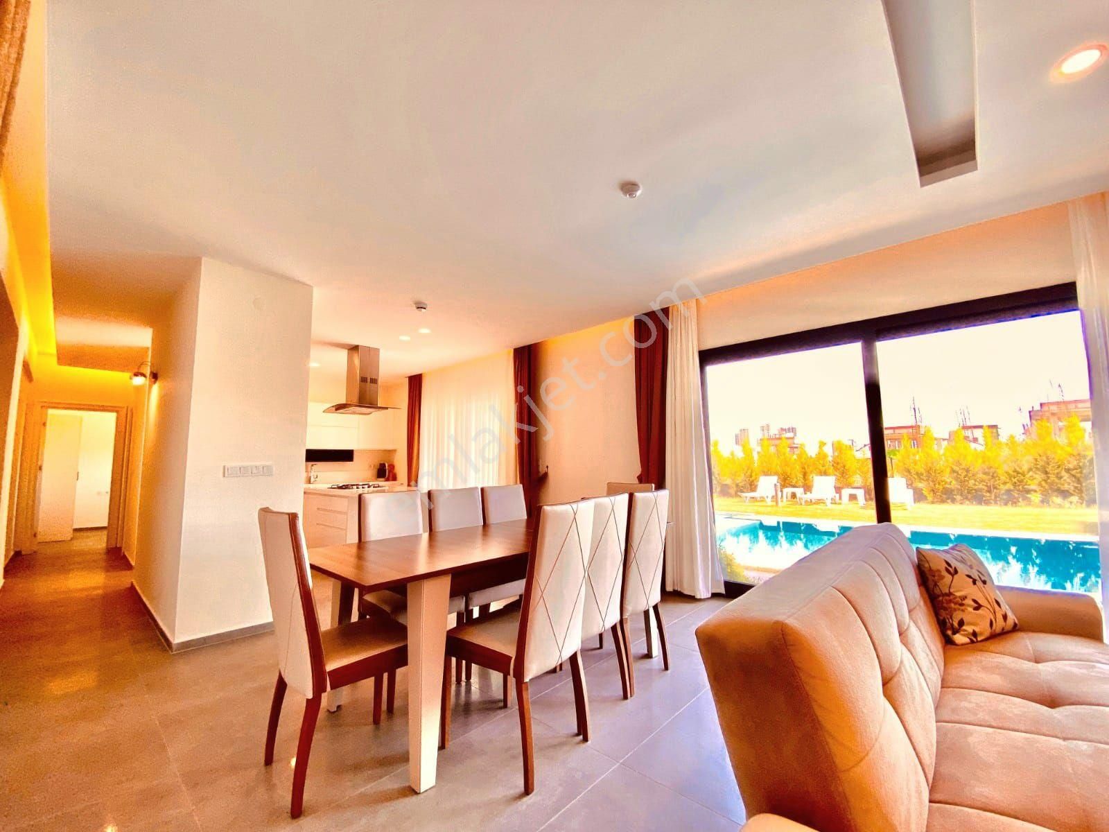 Kuşadası Avm Yakın Özel Havuzlu Tek Müstakil 4+1 Villa - Görsel 7