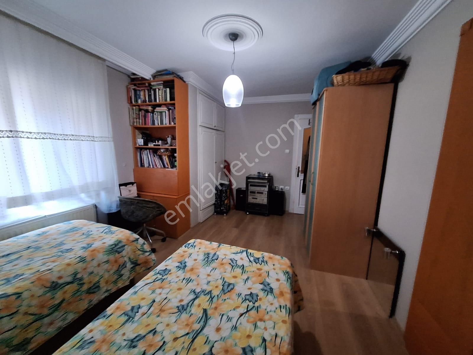 Hakimevleri Türk Kolji Kızmeslek Lisesi Köprüduragı Yakını - Görsel 11