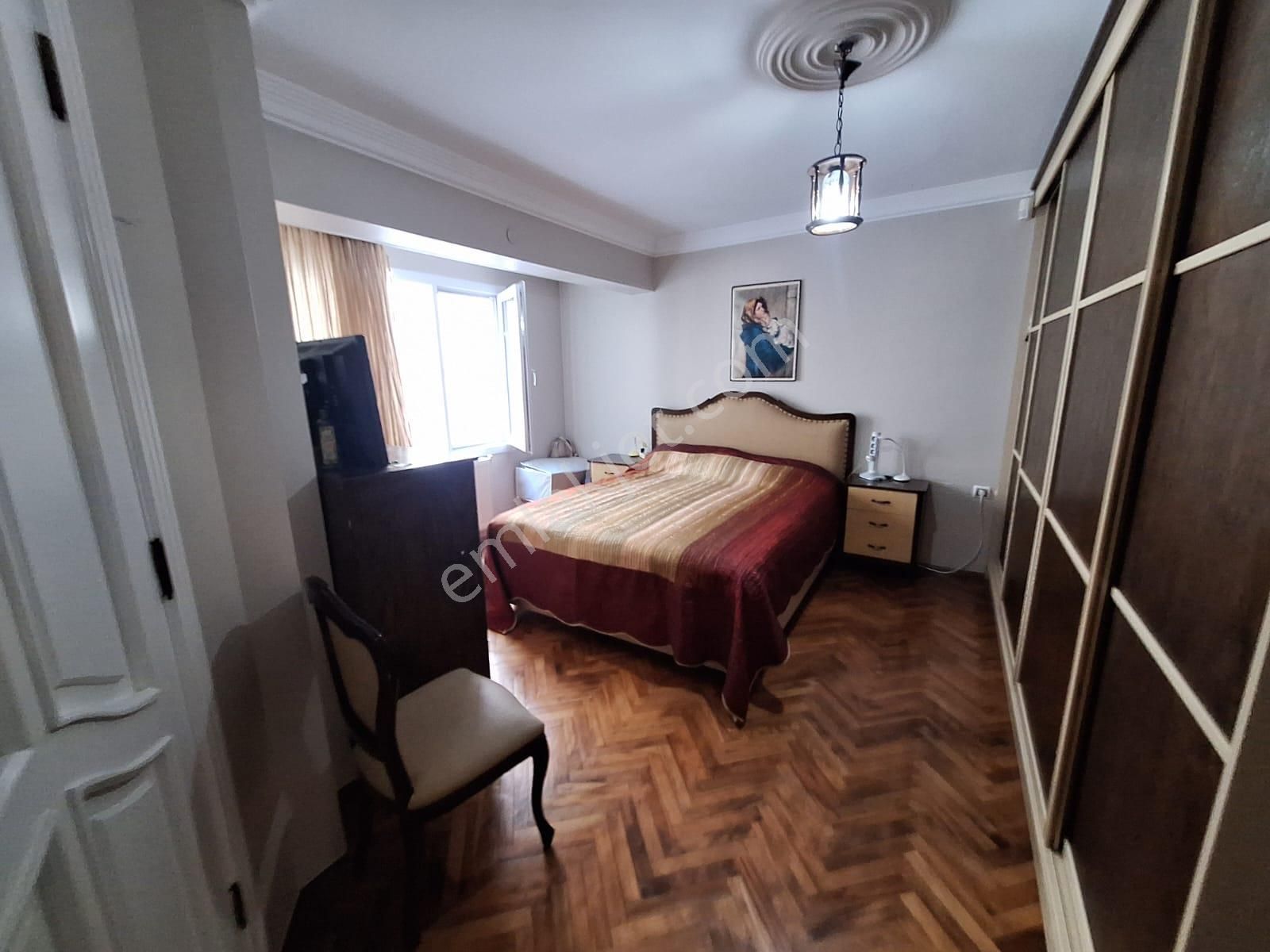 Hakimevleri Türk Kolji Kızmeslek Lisesi Köprüduragı Yakını - Görsel 10