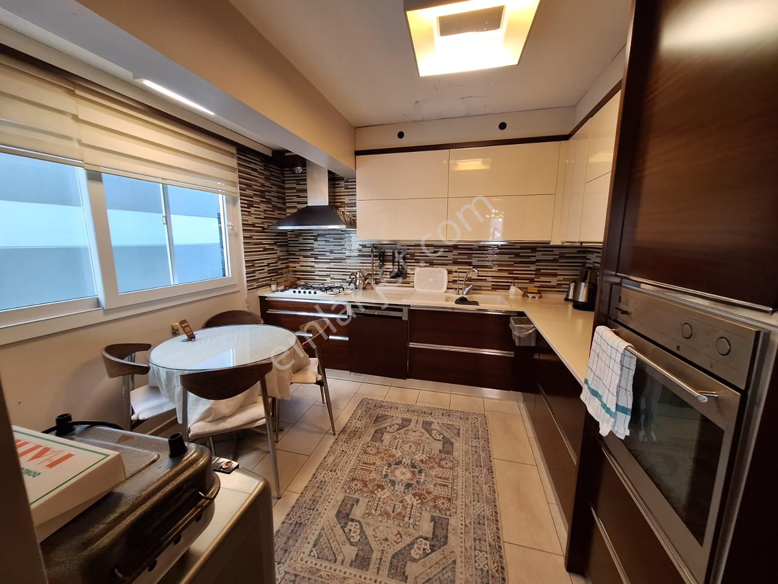 Hakimevleri Türk Kolji Kızmeslek Lisesi Köprüduragı Yakını - Görsel 5