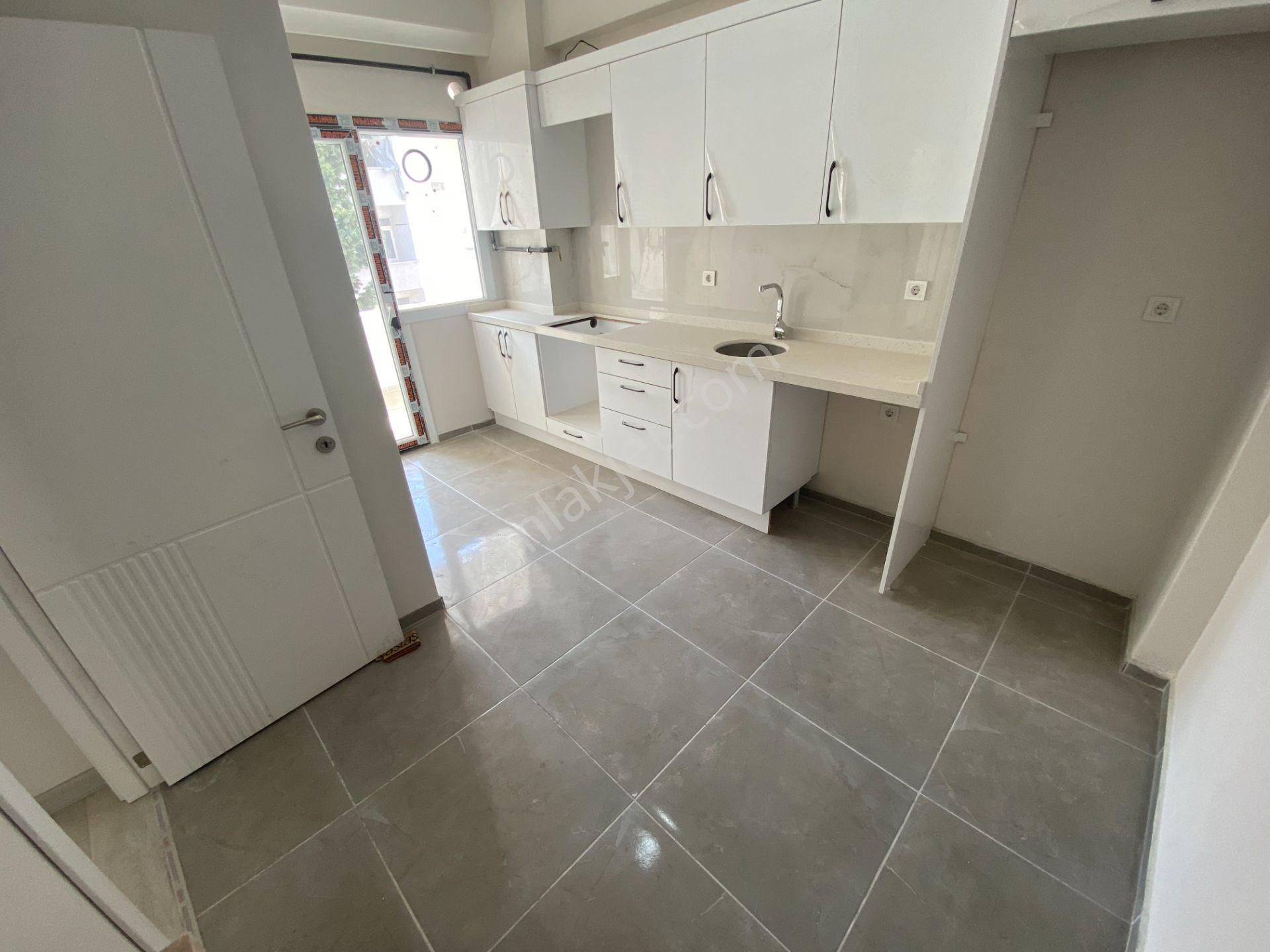 Lidya Emlak'tan 4+2 170m2 E-5 Yanı İgs Yanı Sıfır Satılık Dublex - Görsel 5