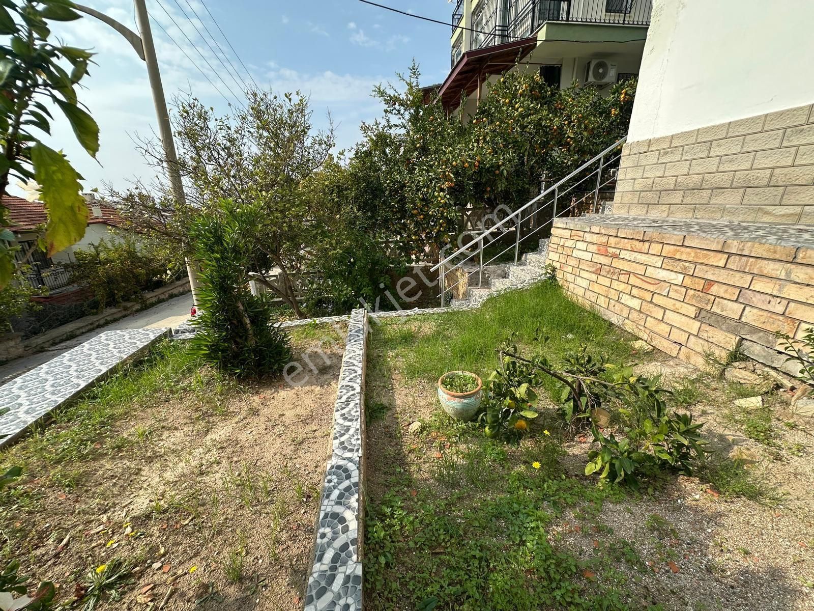 Gözütok Mimarlık Emlak 'tan Uygun Fiyatlı3+1villa - Görsel 2