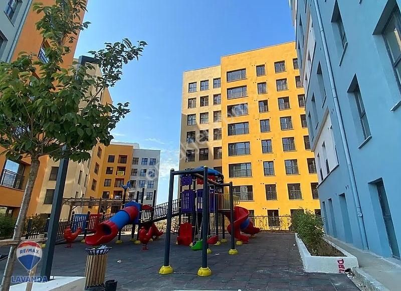 Remax Lavanda'dan Bağlarbaşi Toki 7a Evlerinde Satılık 1+1 Daire
