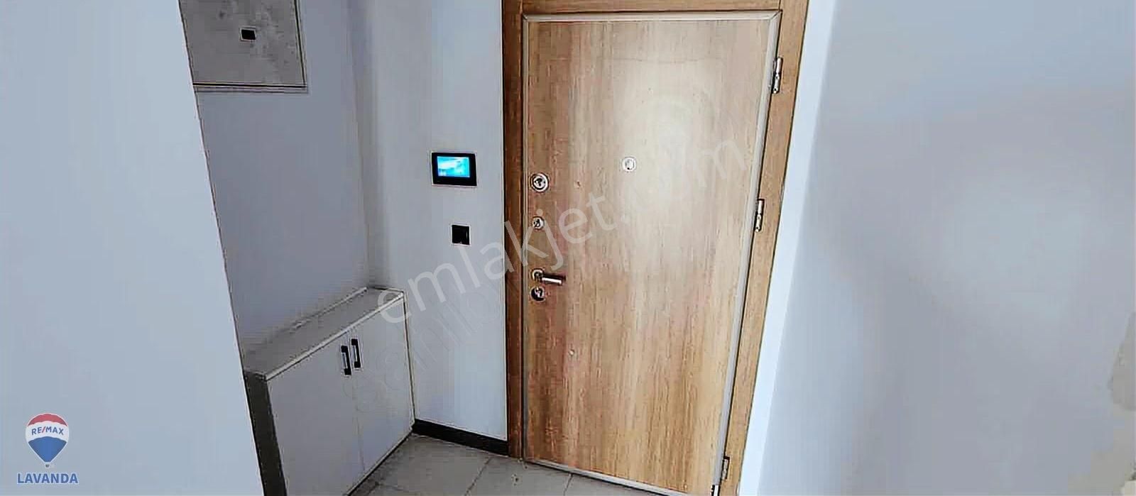 Remax Lavanda'dan Bağlarbaşi Toki 7a Evlerinde Satılık 1+1 Daire - Görsel 25