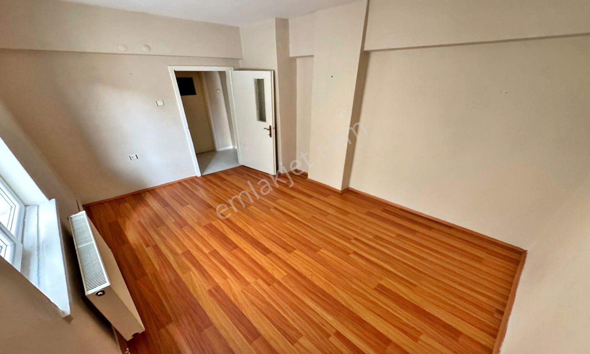 İncirli'de Altında Daireli Emsallerinden Uygun Ferah 3+1 Daire - Görsel 22